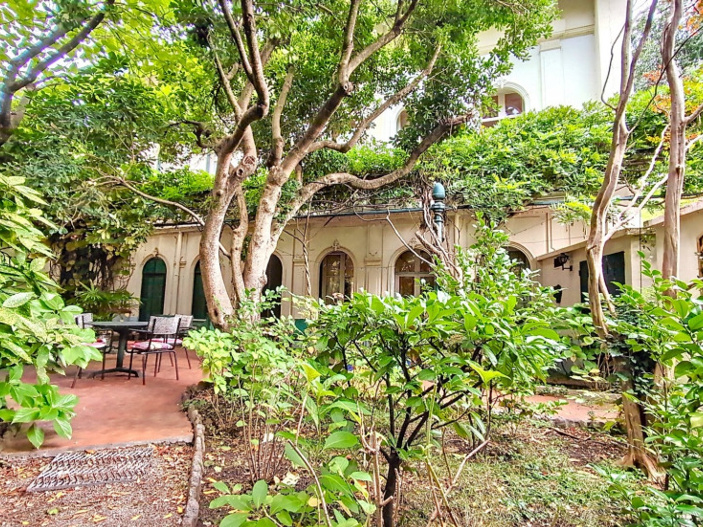 Maison à vendre - 10 pièces - 250m2 - Arles-Sur-Tech (66150)