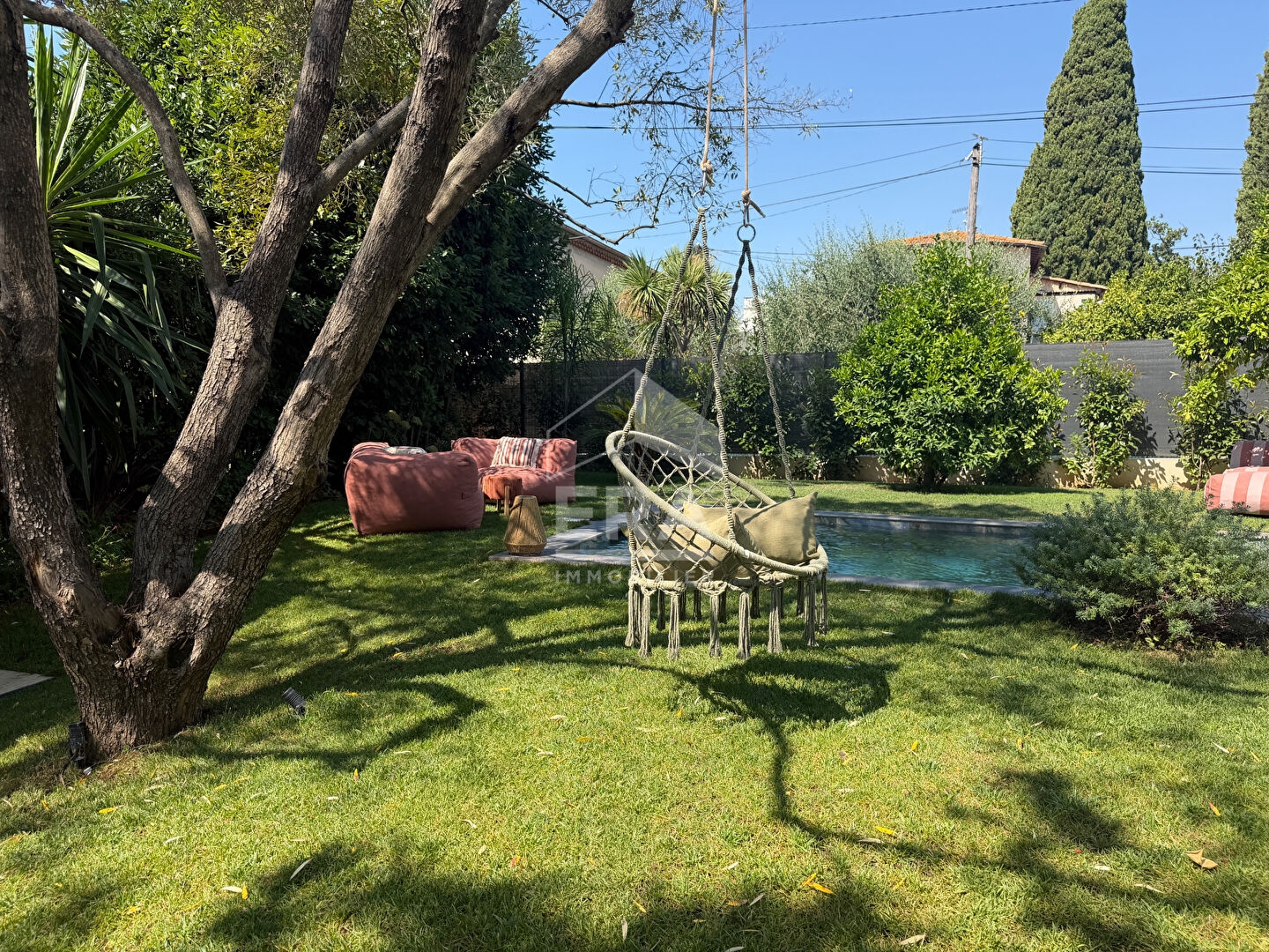 Maison à vendre - 4 pièces - 96m2 - Cagnes-Sur-Mer (06800)