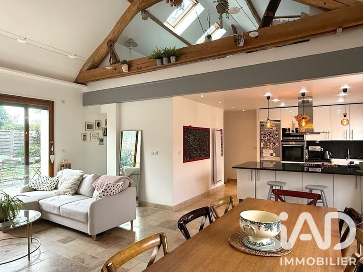 Maison à vendre - 5 pièces - 102m2 - Thoiry (78770)