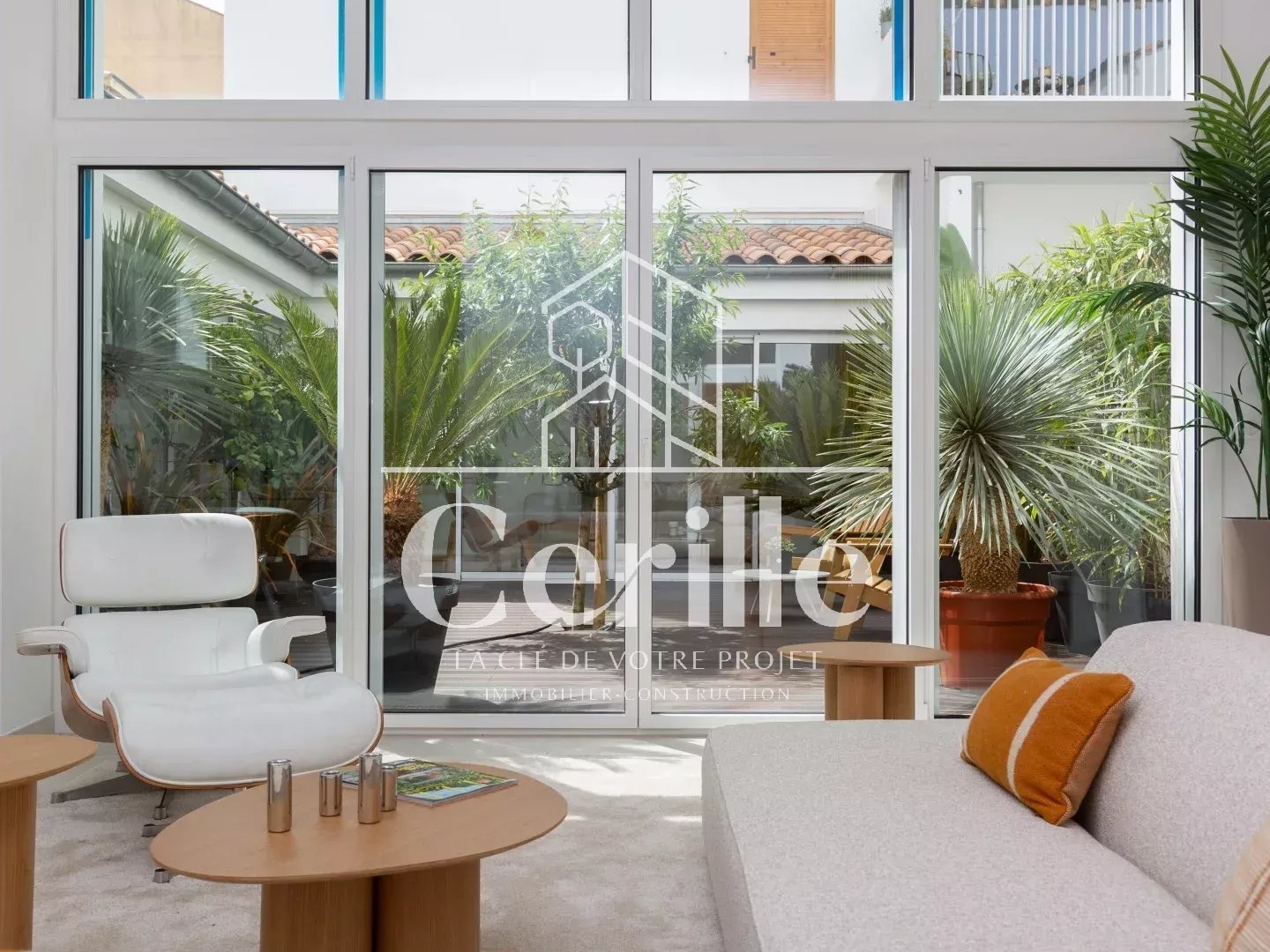 Maison à vendre - 5 pièces - 144m2 - Marseille 6e (13006)