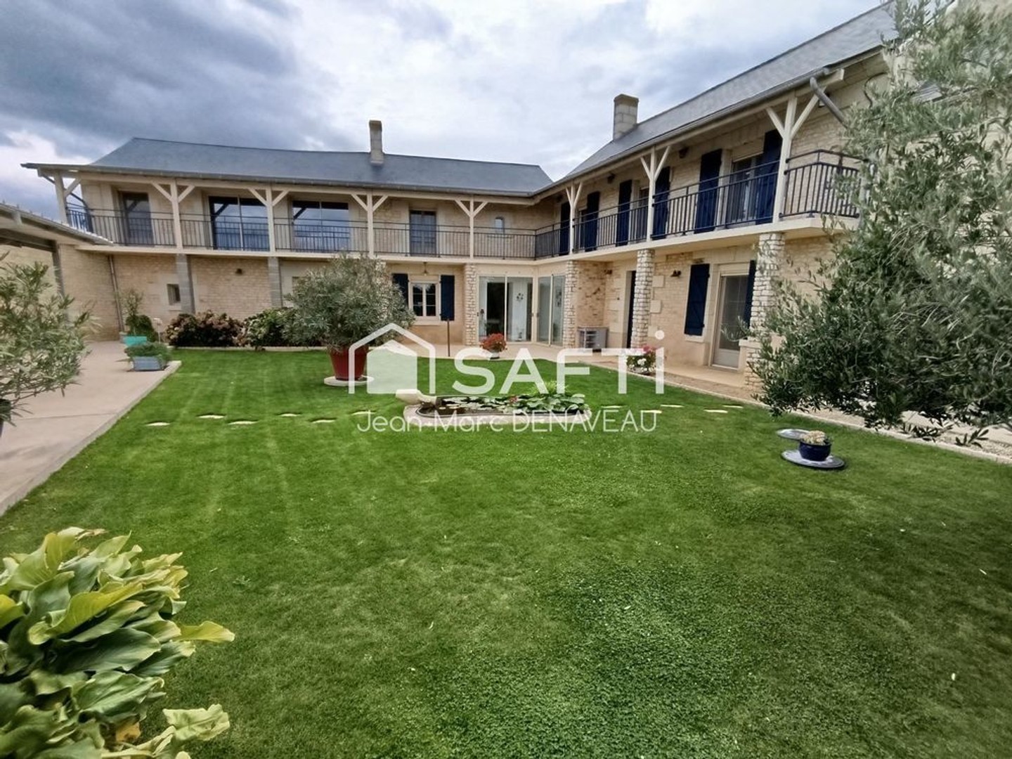 Maison de 220 m² et potentiel , sans travaux