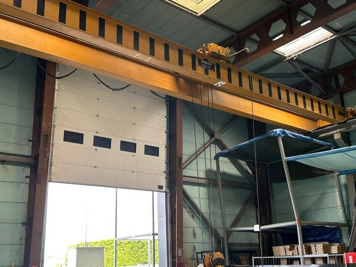 Locaux à vendre - 2206m2 - Chalon-Sur-Saône (71100)