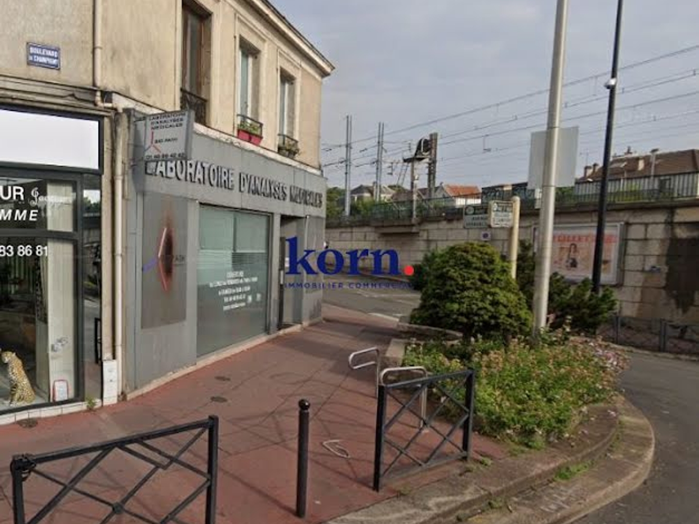 Locaux à vendre - 150m2 - Saint-Maur-Des-Fo... (94100)