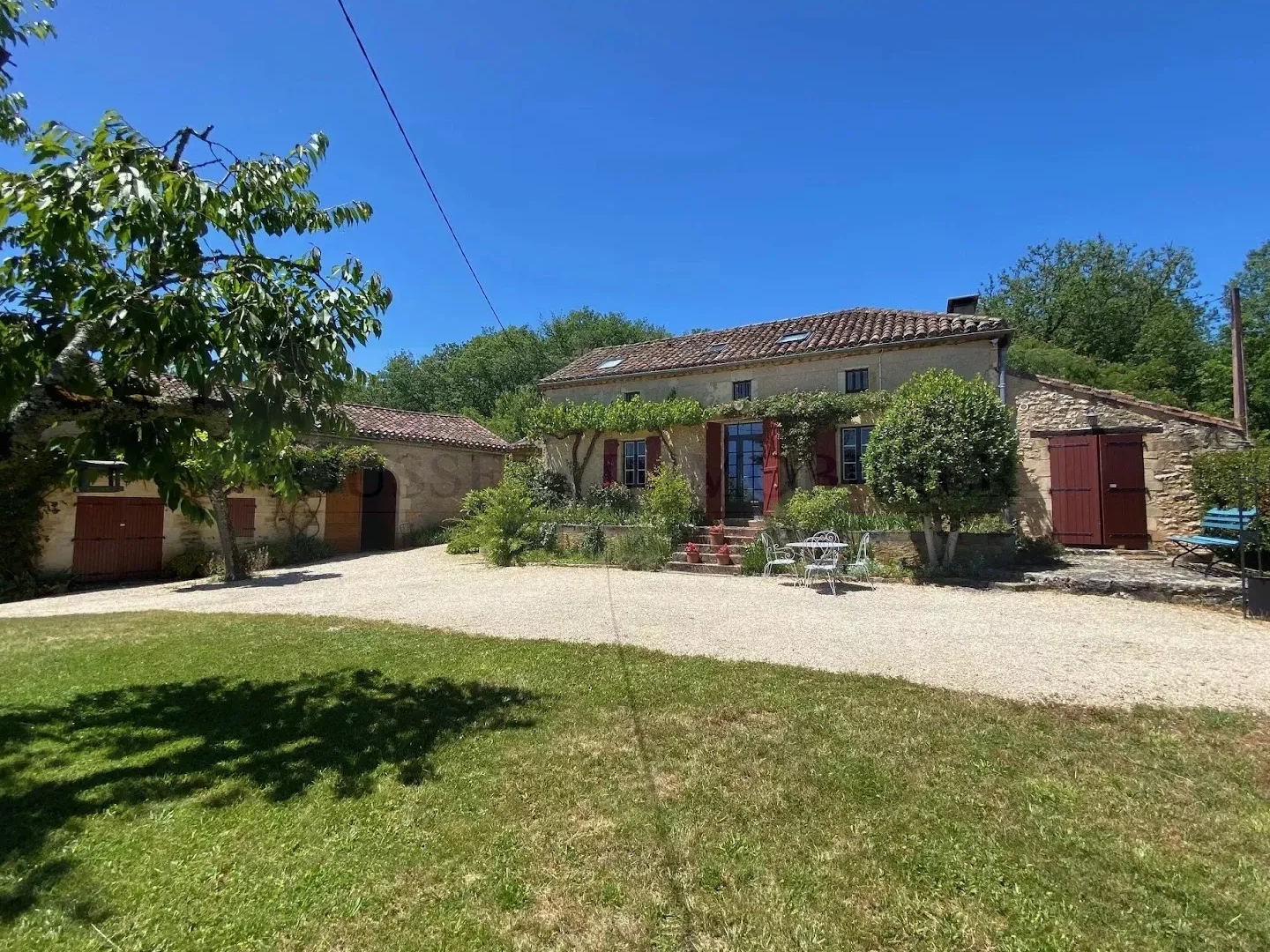 Maison à vendre - 8 pièces - 184m2 - Puy-L'évêque (46700)