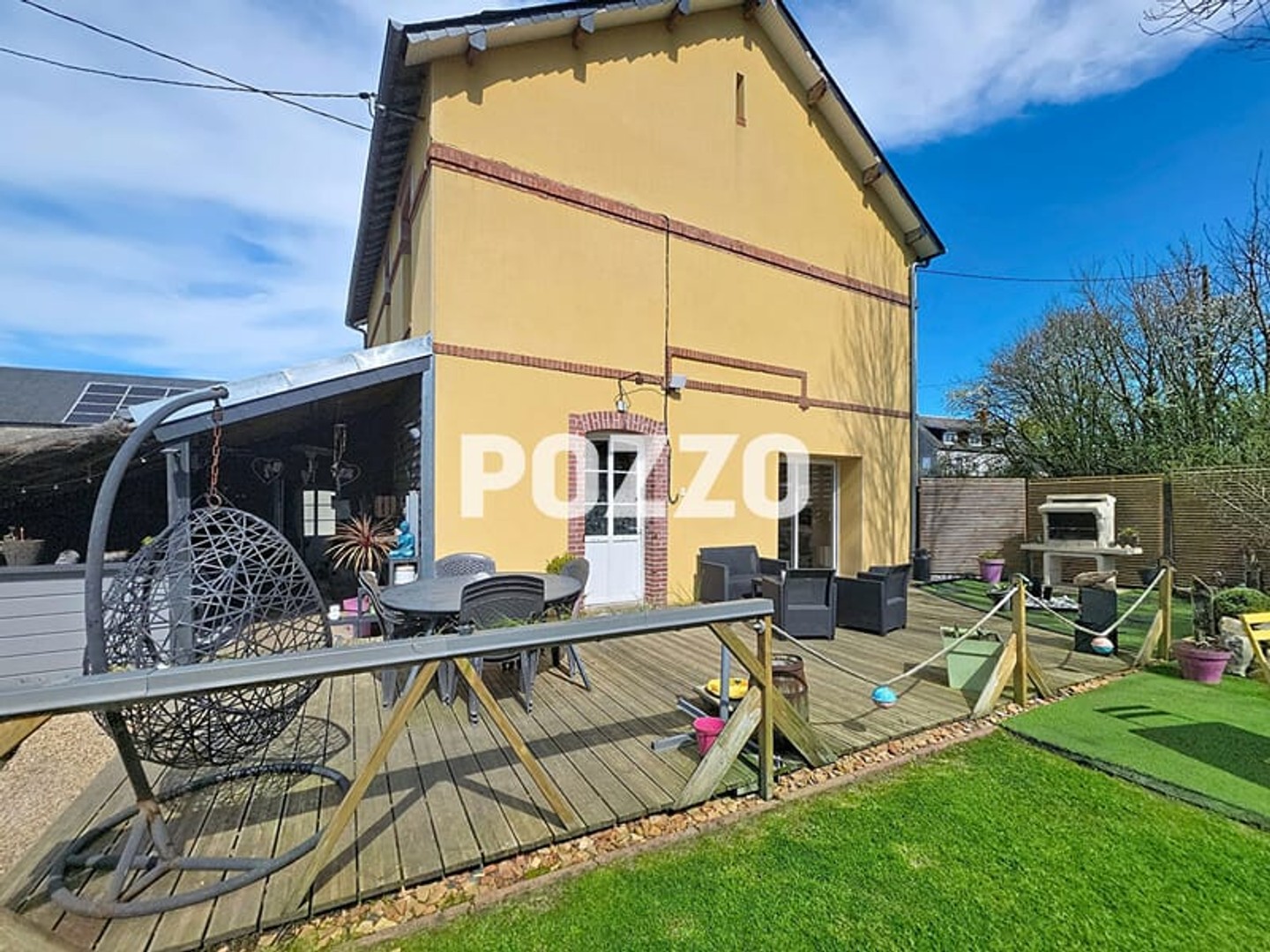 A vendre : Charmante Maison Ancienne Gare -entièrement rénovée - Quettreville sur sienne- 8.7 km de la mer