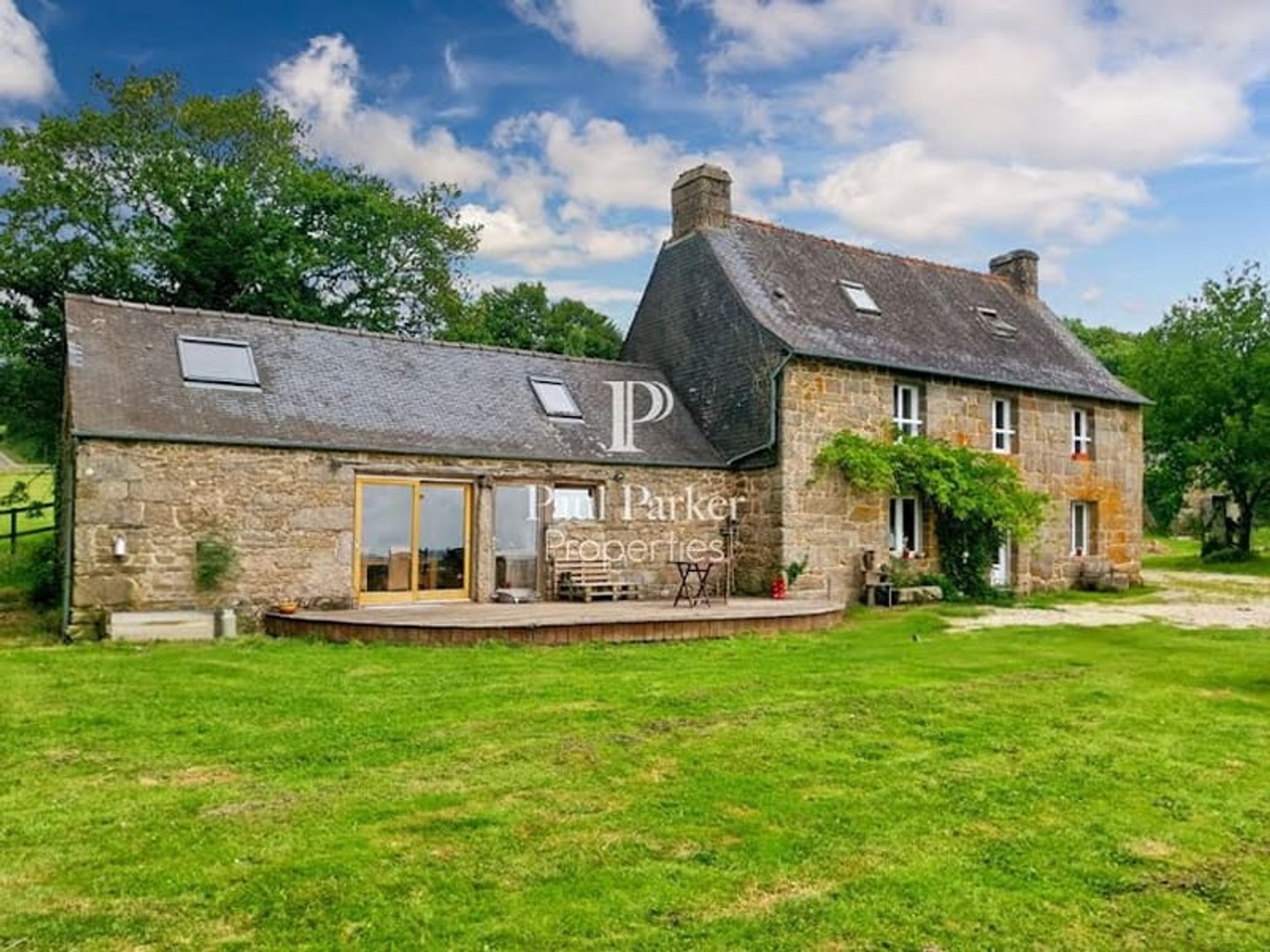 Propriété 6 pièces 152 m²