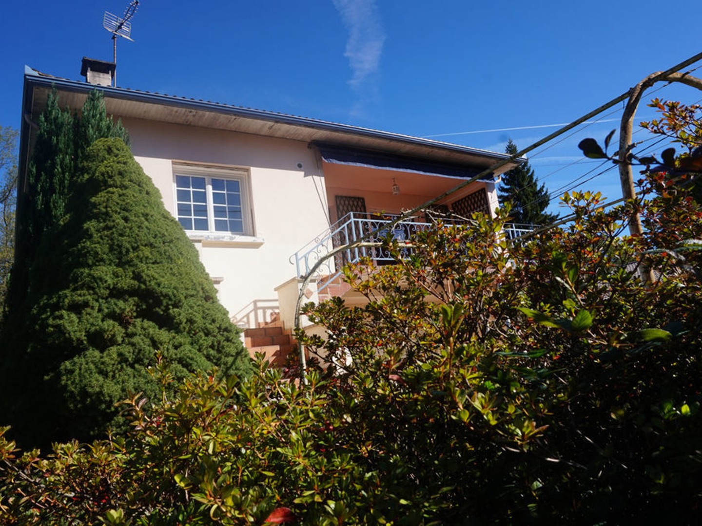 Maison170m2(Divisible 2 logements).Garage.Atelier.Terrasse.Terrain 800m2