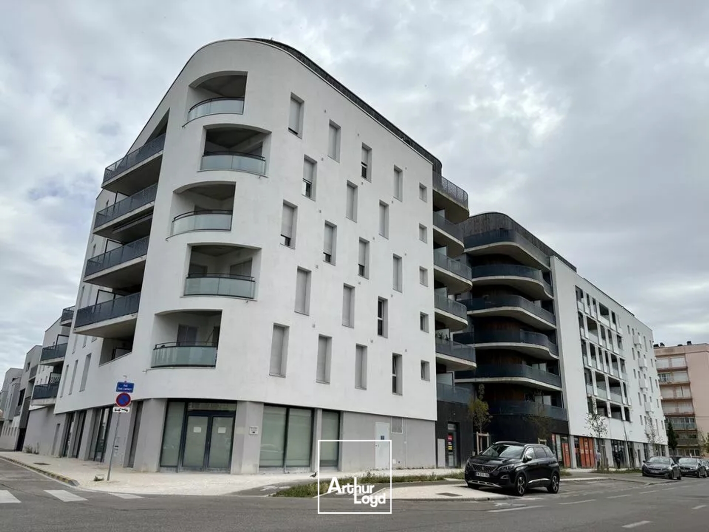 BUREAUX COMMERCIAUX A VENDRE - QUARTIER REPUBLIQUE