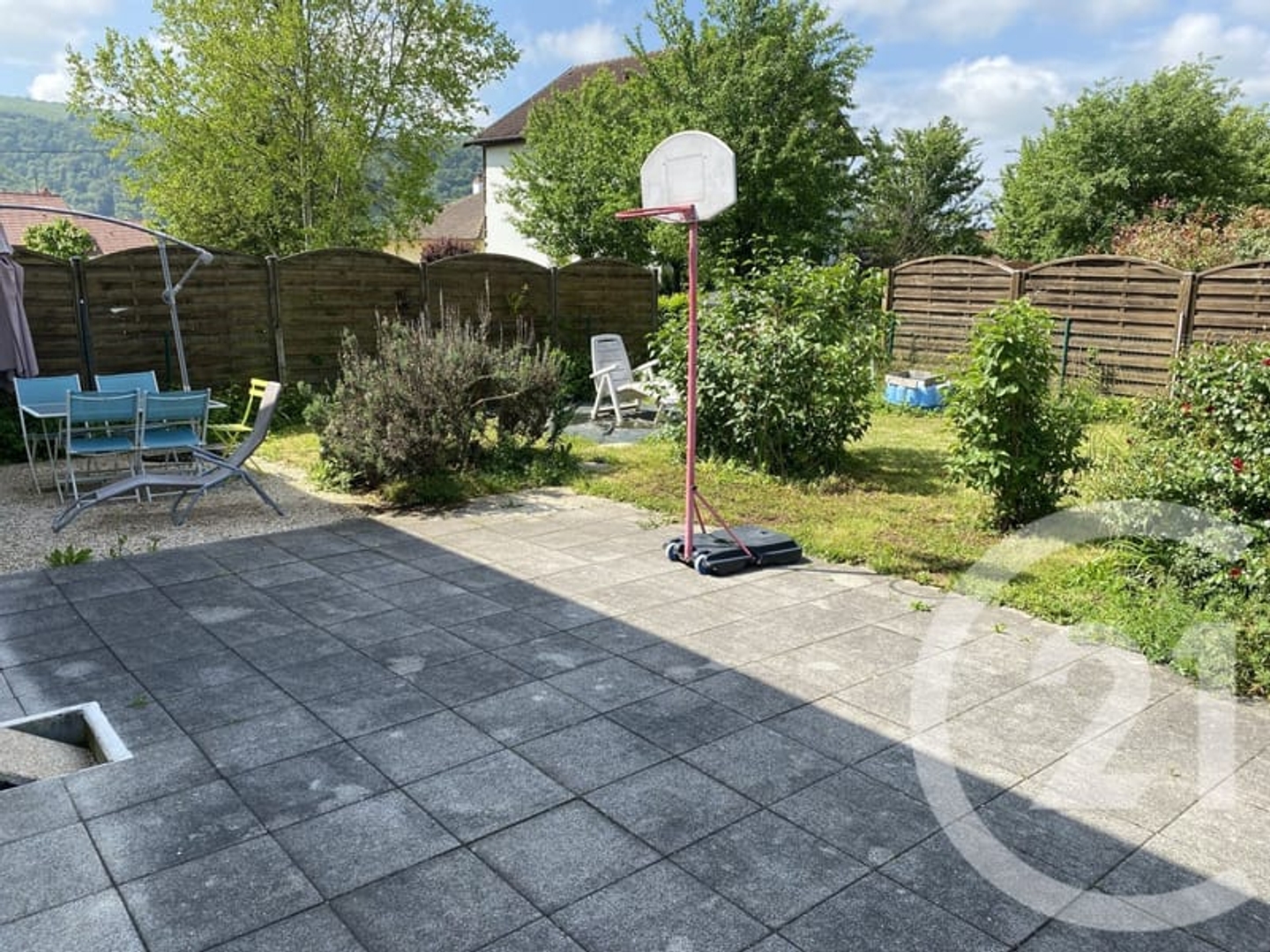 Appartement à vendre - 5 pièces - 76m2 - Roche-Lez-Beaupré (25220)