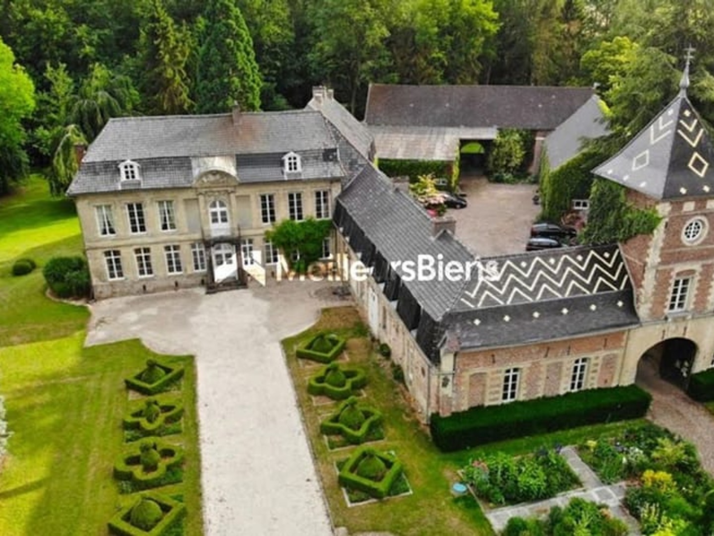 Propriété 30 pièces 1250 m²