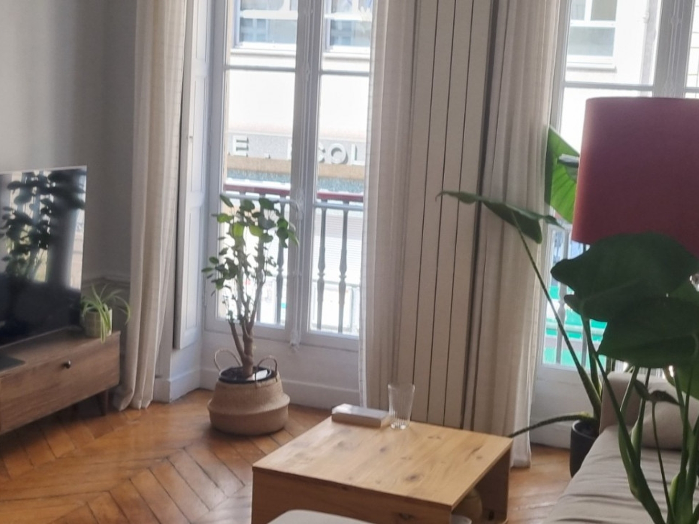 Appartement avec beaucoup de charme au cœur du 9e