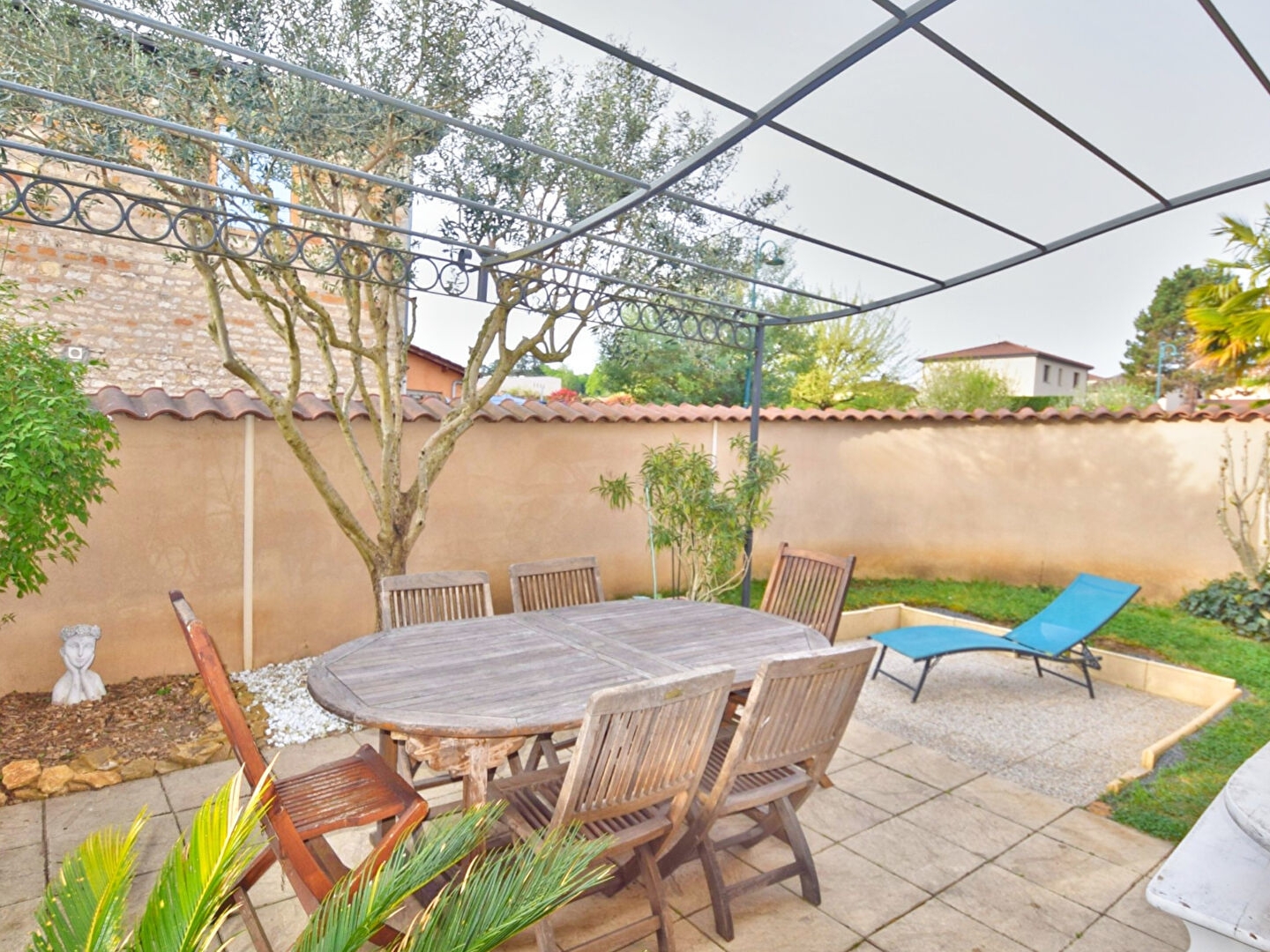 Appartement à vendre - 5 pièces - 99m2 - Morancé (69480)