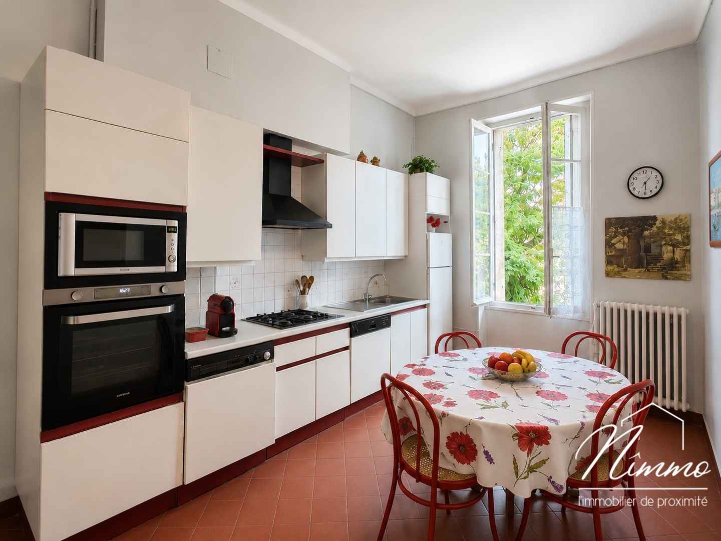 Appartement à vendre - 6 pièces - 175m2 - Nîmes (30000)