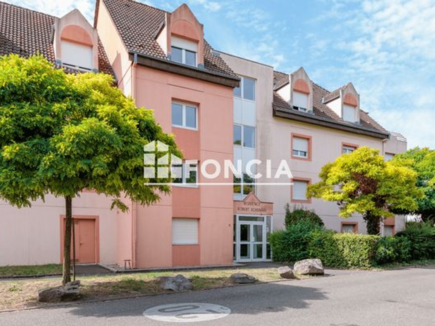 Studio 1 pièce 12 m²