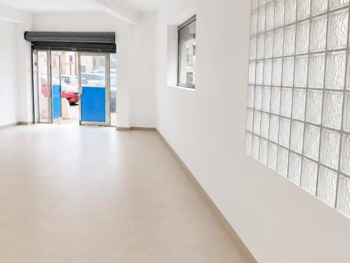 Magasin à vendre - 3 pièces - 61m2 - La Seyne-Sur-Mer (83500)