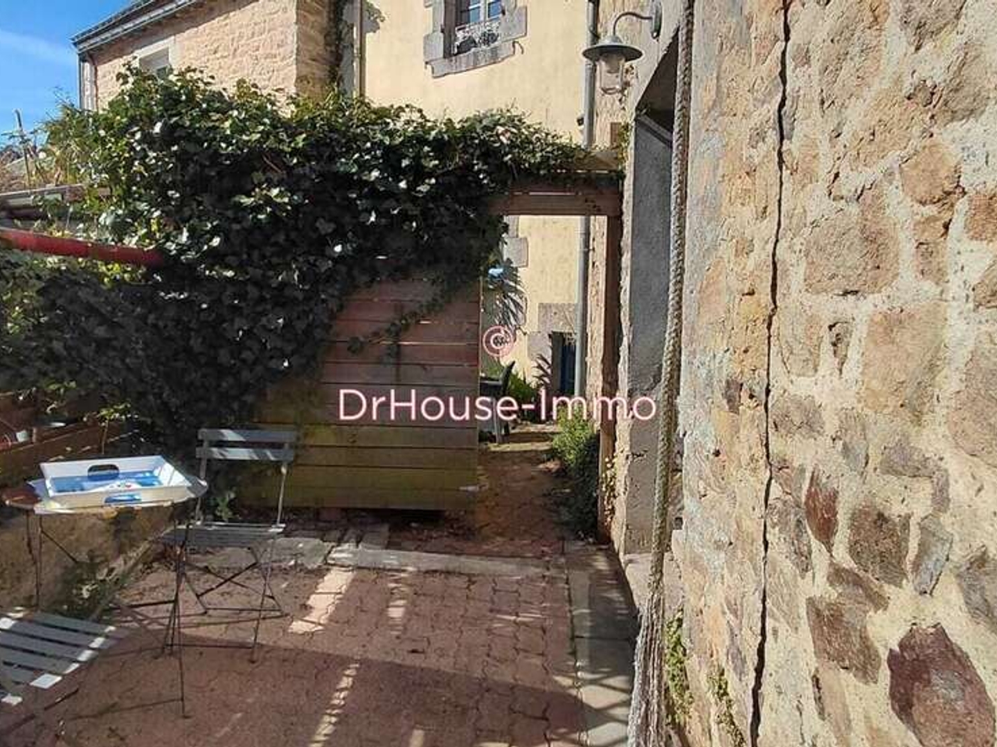 Appartement à vendre - 5 pièces - 200m2 - Cléguer (56620)