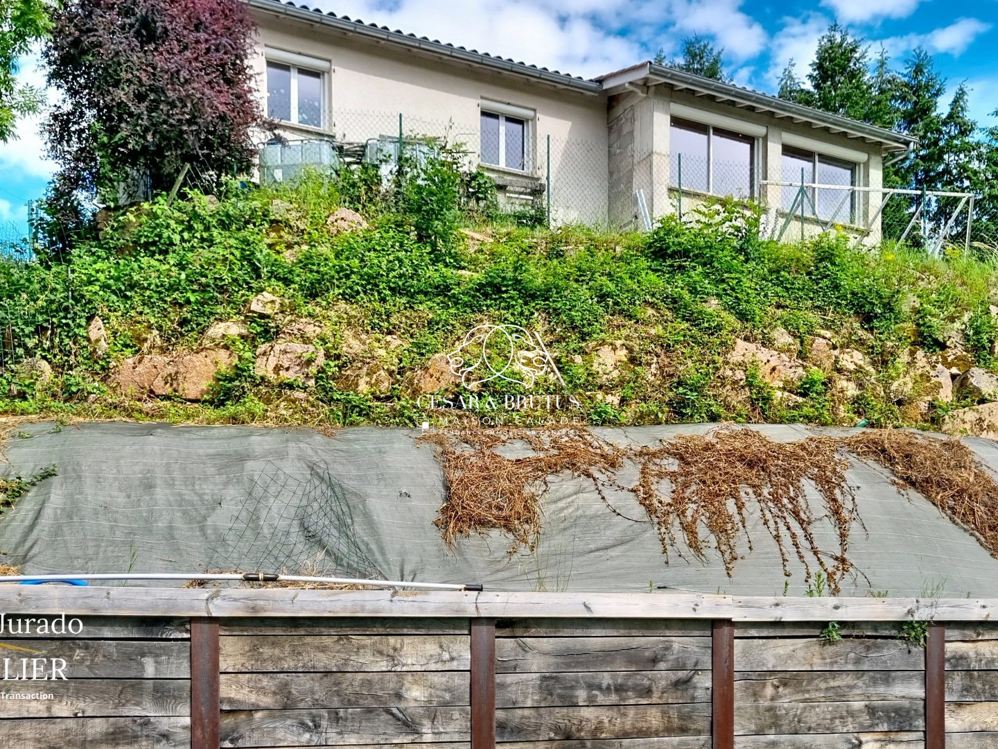 Maison à vendre - 9 pièces - 172m2 - Chambost-Allières (69870)
