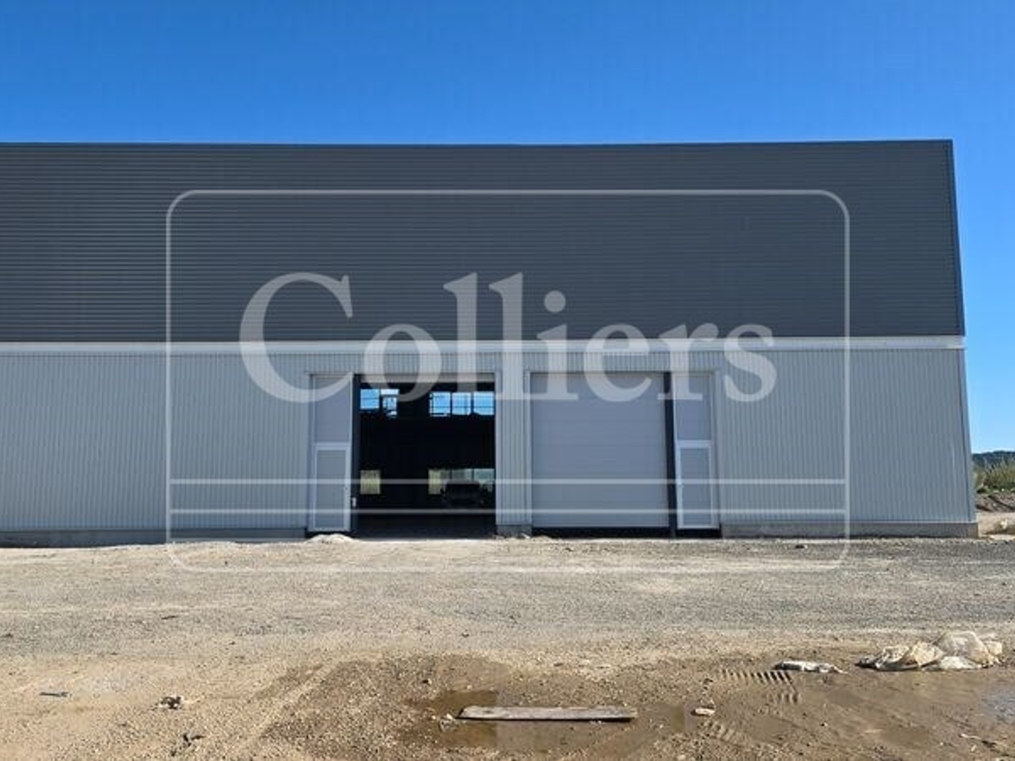 ** LOCAUX D'ACTIVITE - TRAVAUX EN COURS **