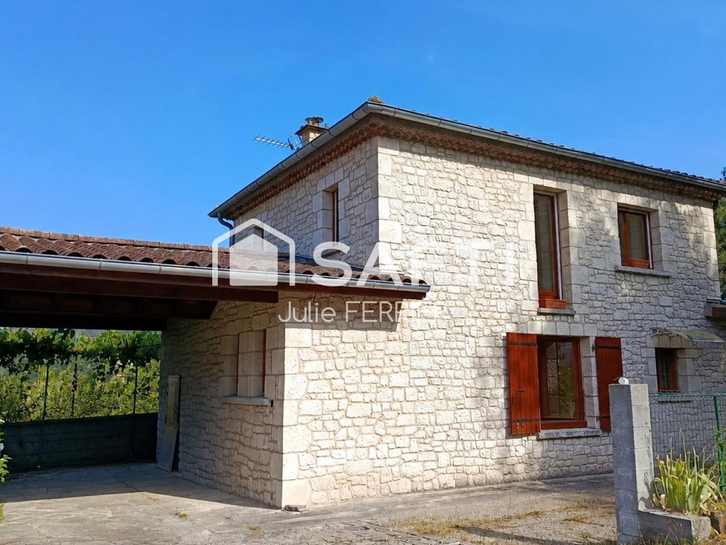 A SAISIR maison familial au calme avec terrain plat attenant