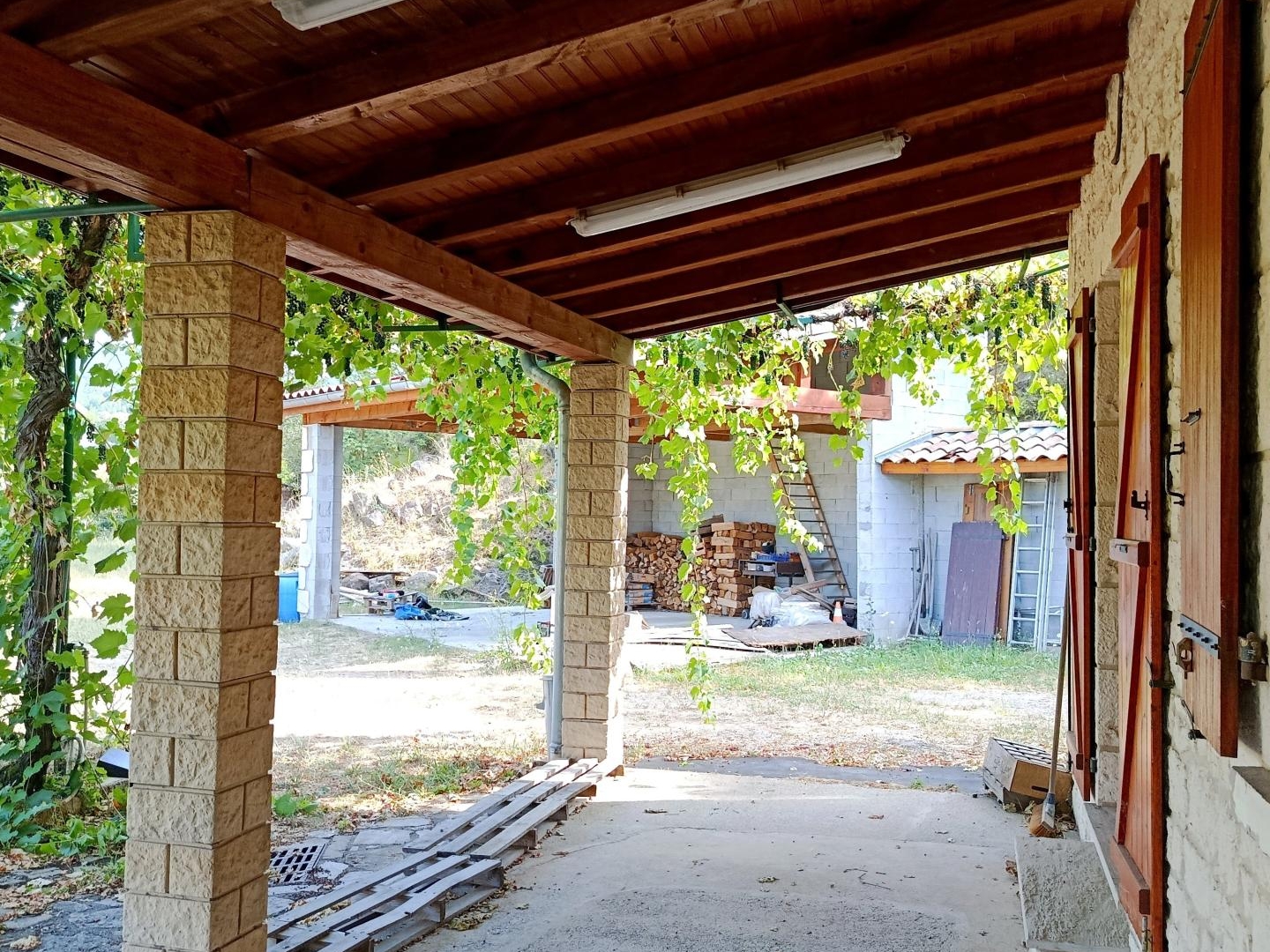 Maison à vendre - 5 pièces - 104m2 - Prades (07380)