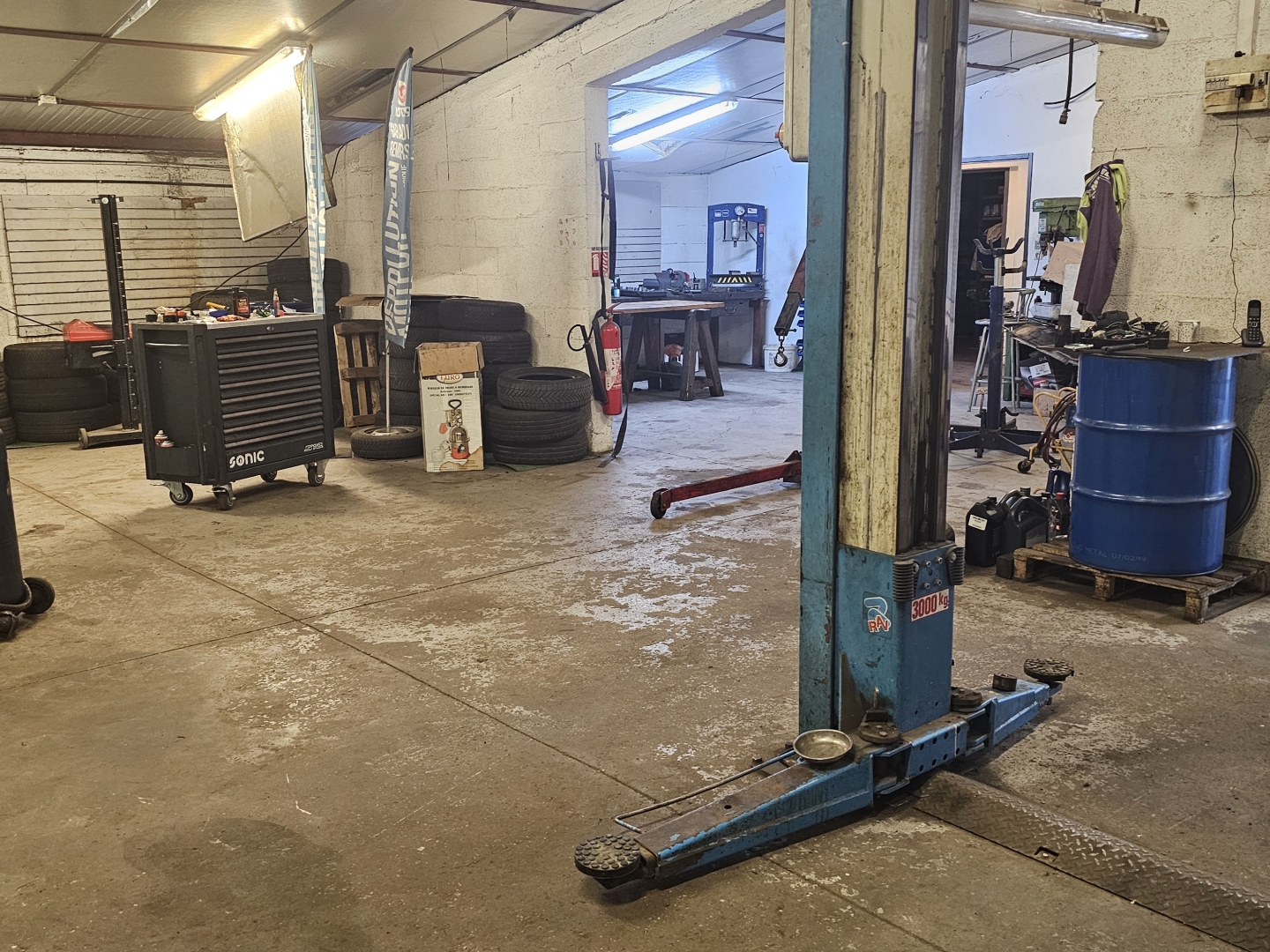Locaux à vendre - 200m2 - Golbey (88190)