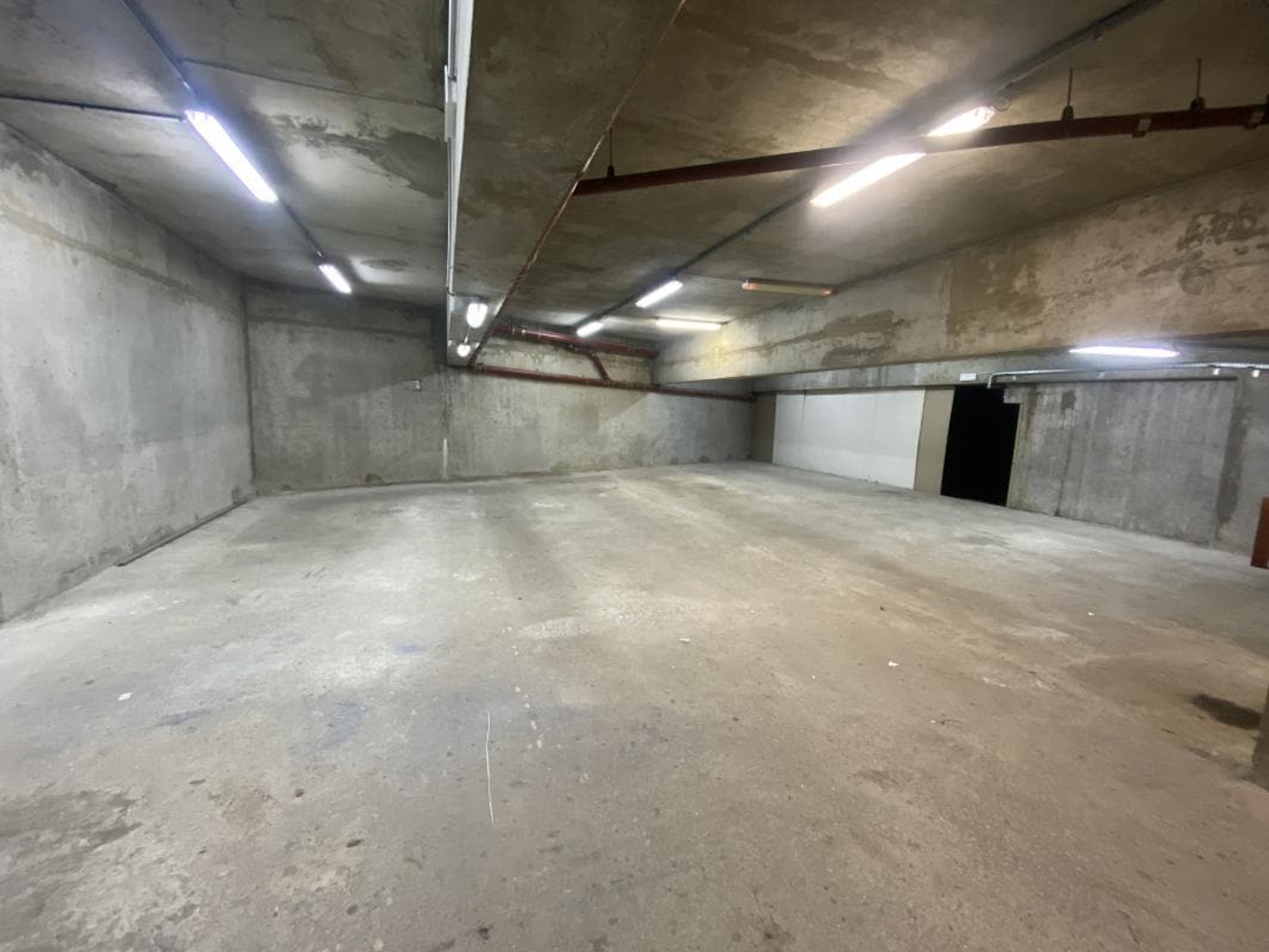 Entrepôt de stockage à vendre de 390m² à Courbevoie
