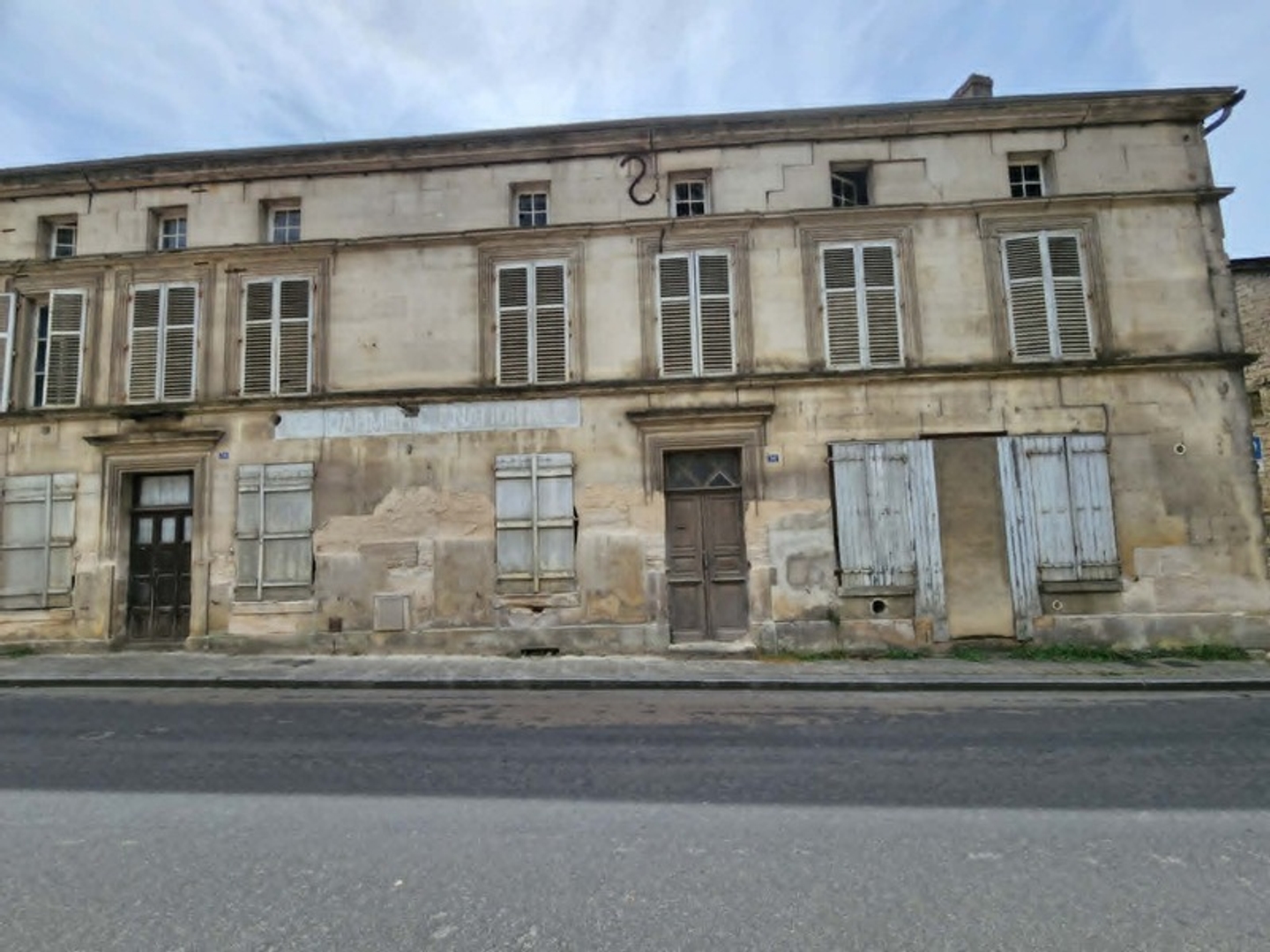 Maison à vendre 0 pièces (52)