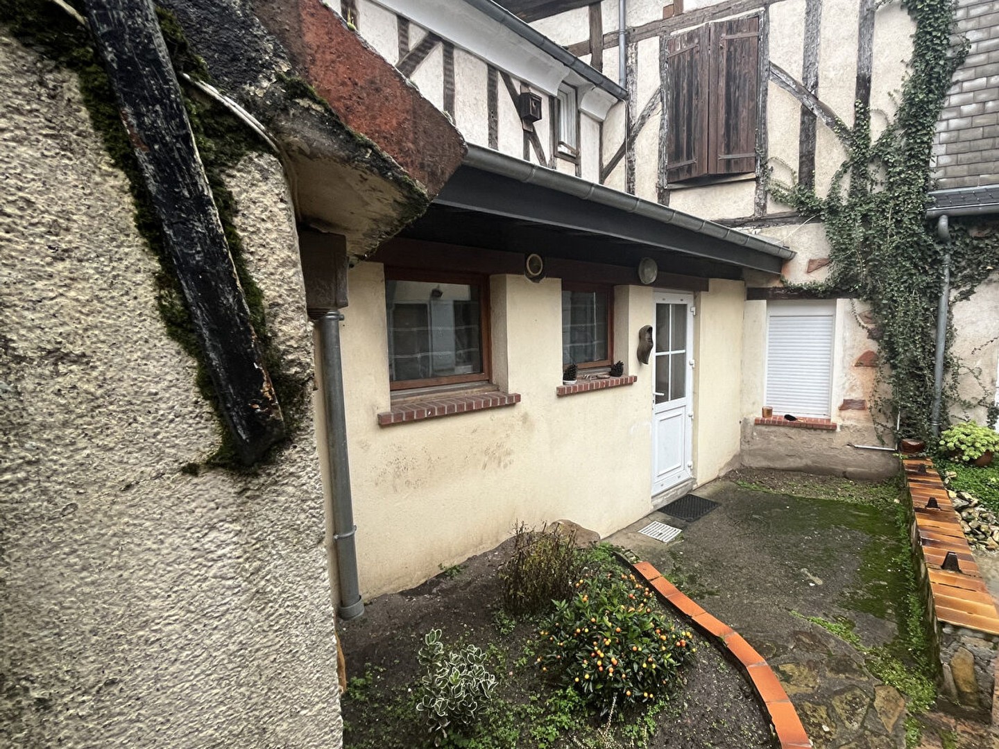 Immeuble Aubigny Sur Nere 6 pièce(s) 118 m2