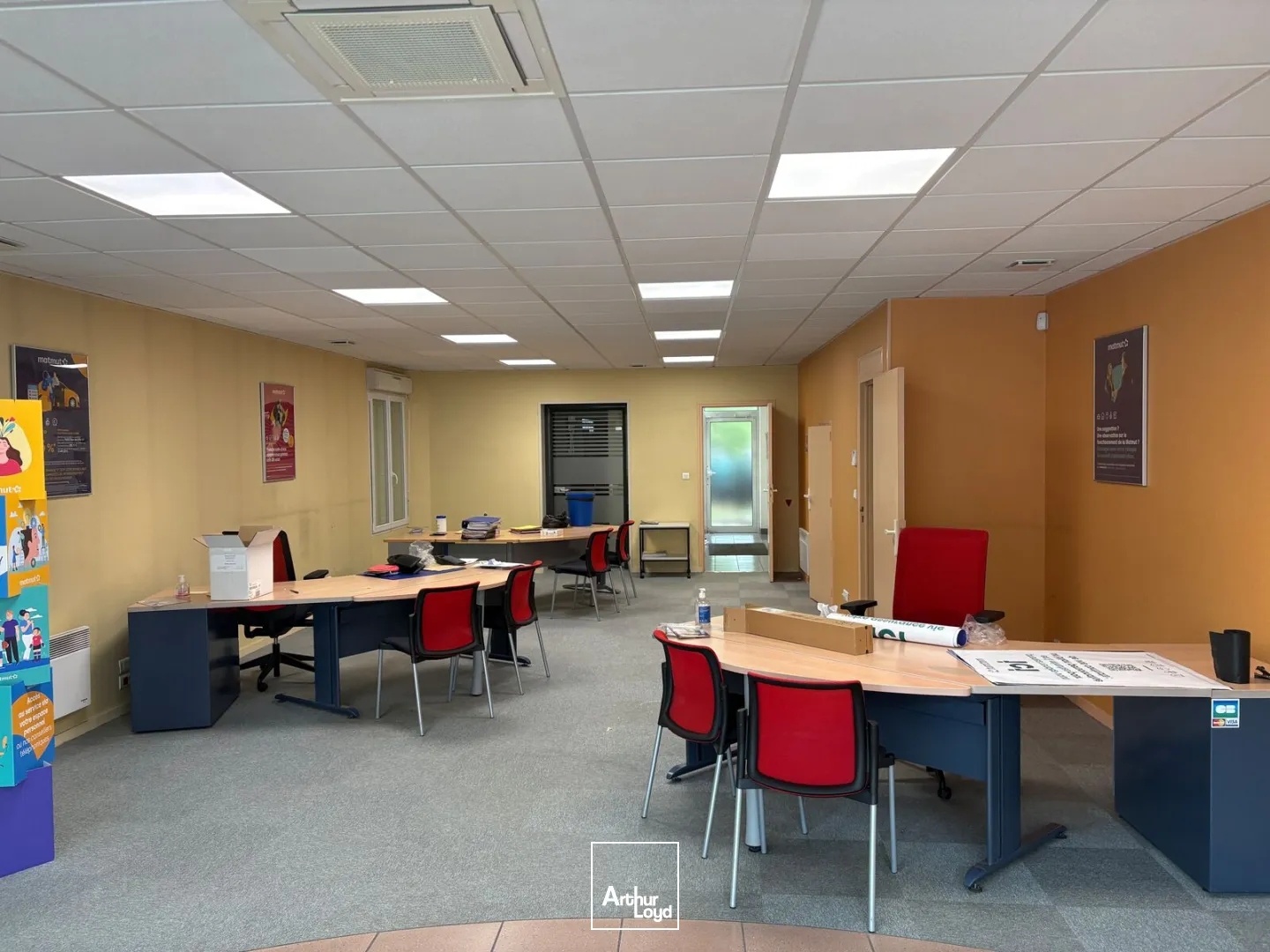 Locaux à vendre - 222m2 - Fleury-Les-Aubrais (45400)