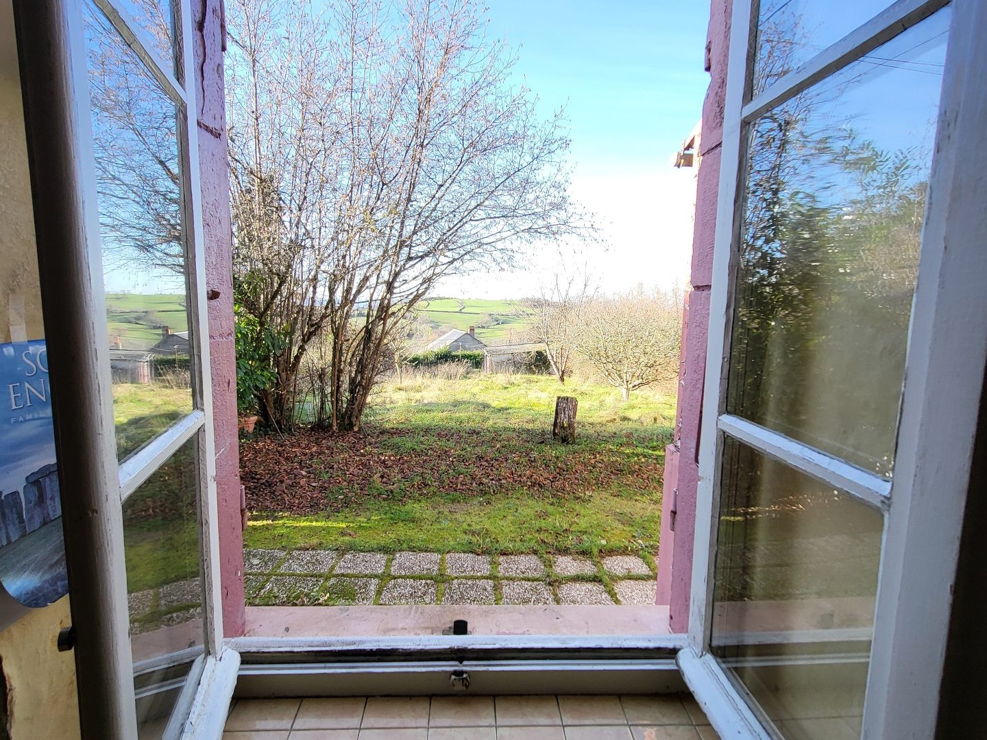 Immeuble à vendre - 3 pièces - 66m2 - Saint-Léger-De-Fo... (58120)