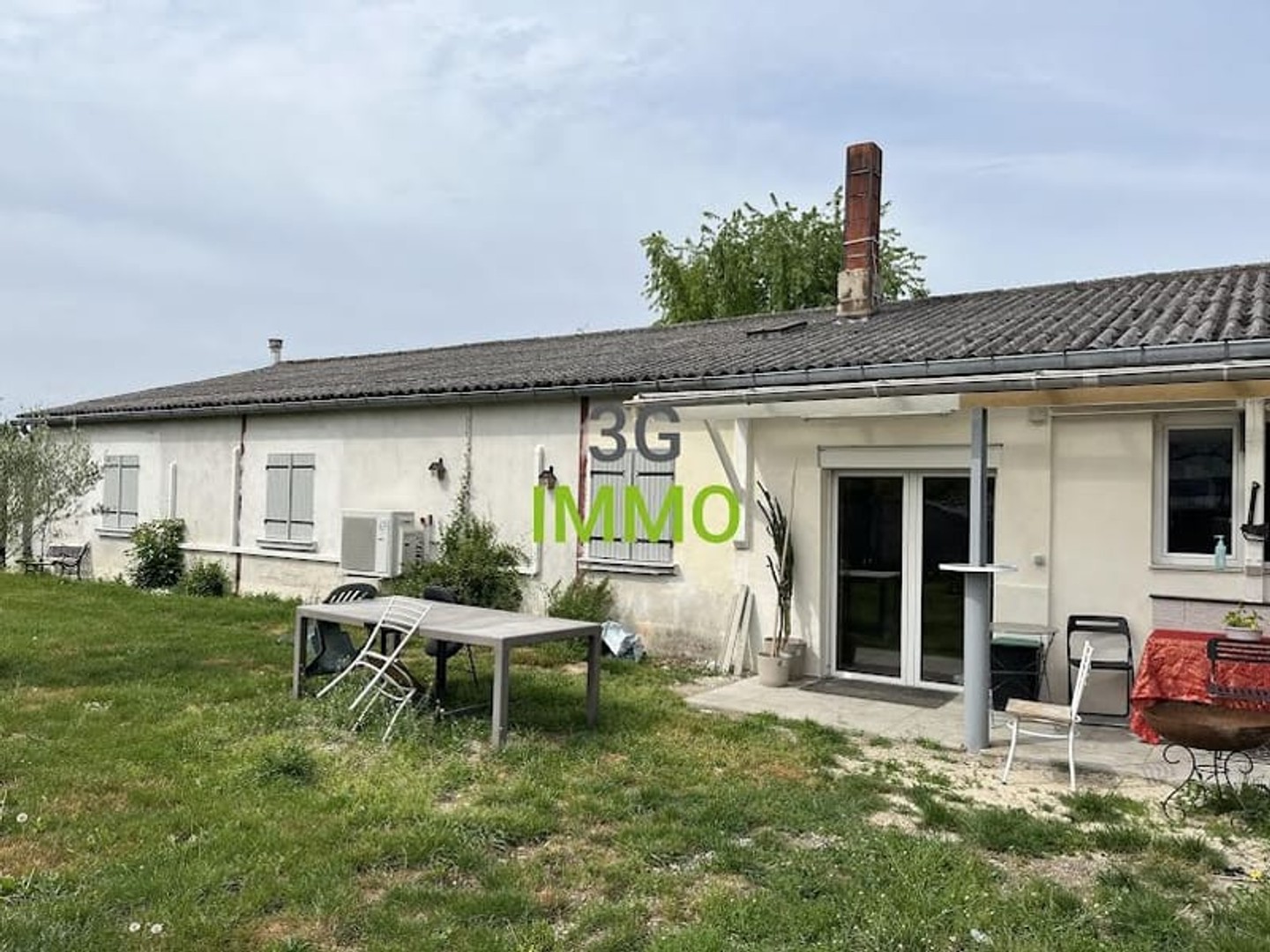 Maison à vendre - 8 pièces - 223m2 - Romilly-Sur-Seine (10100)