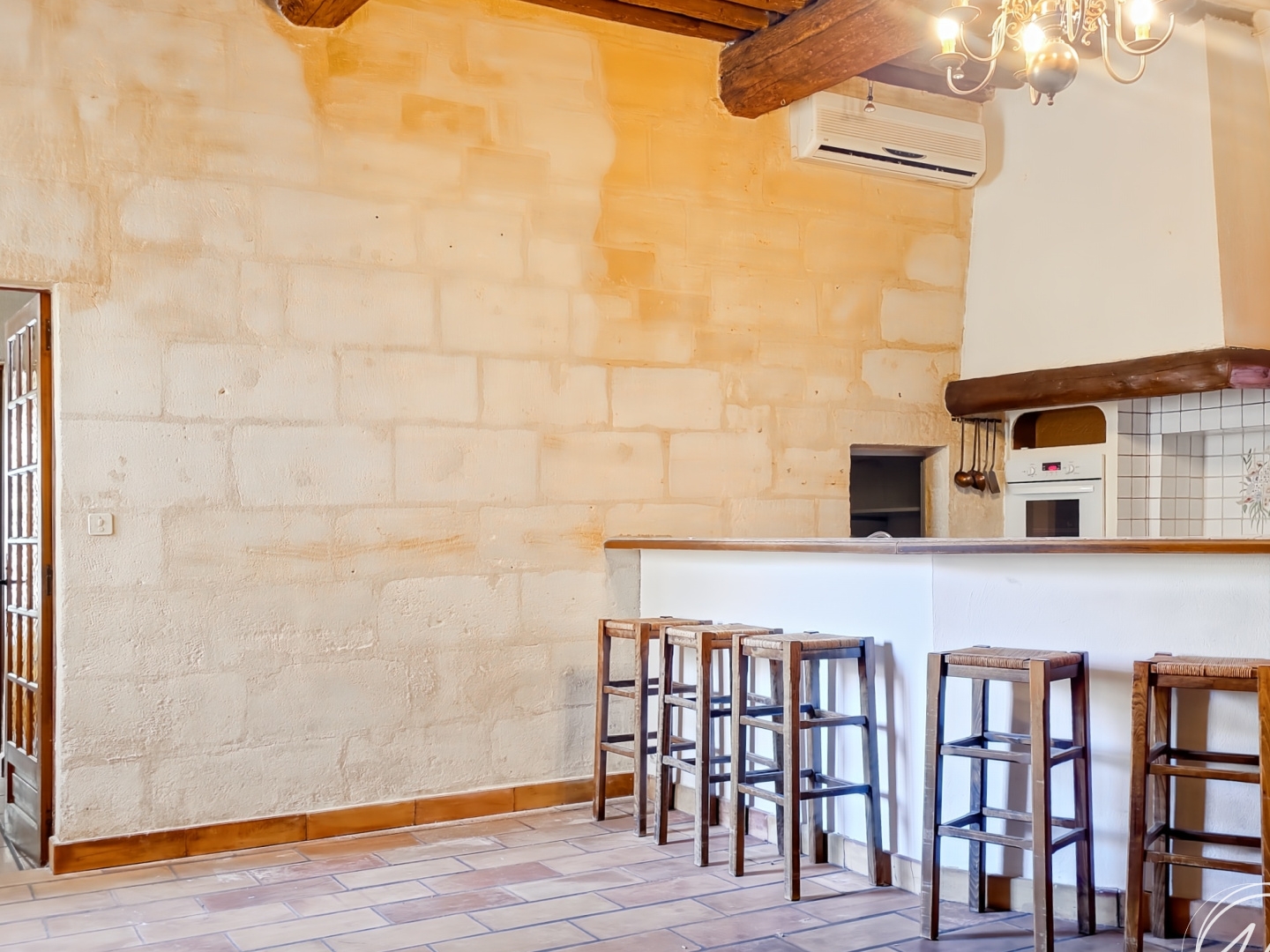 Maison à vendre - 6 pièces - 200m2 - Beaucaire (30300)