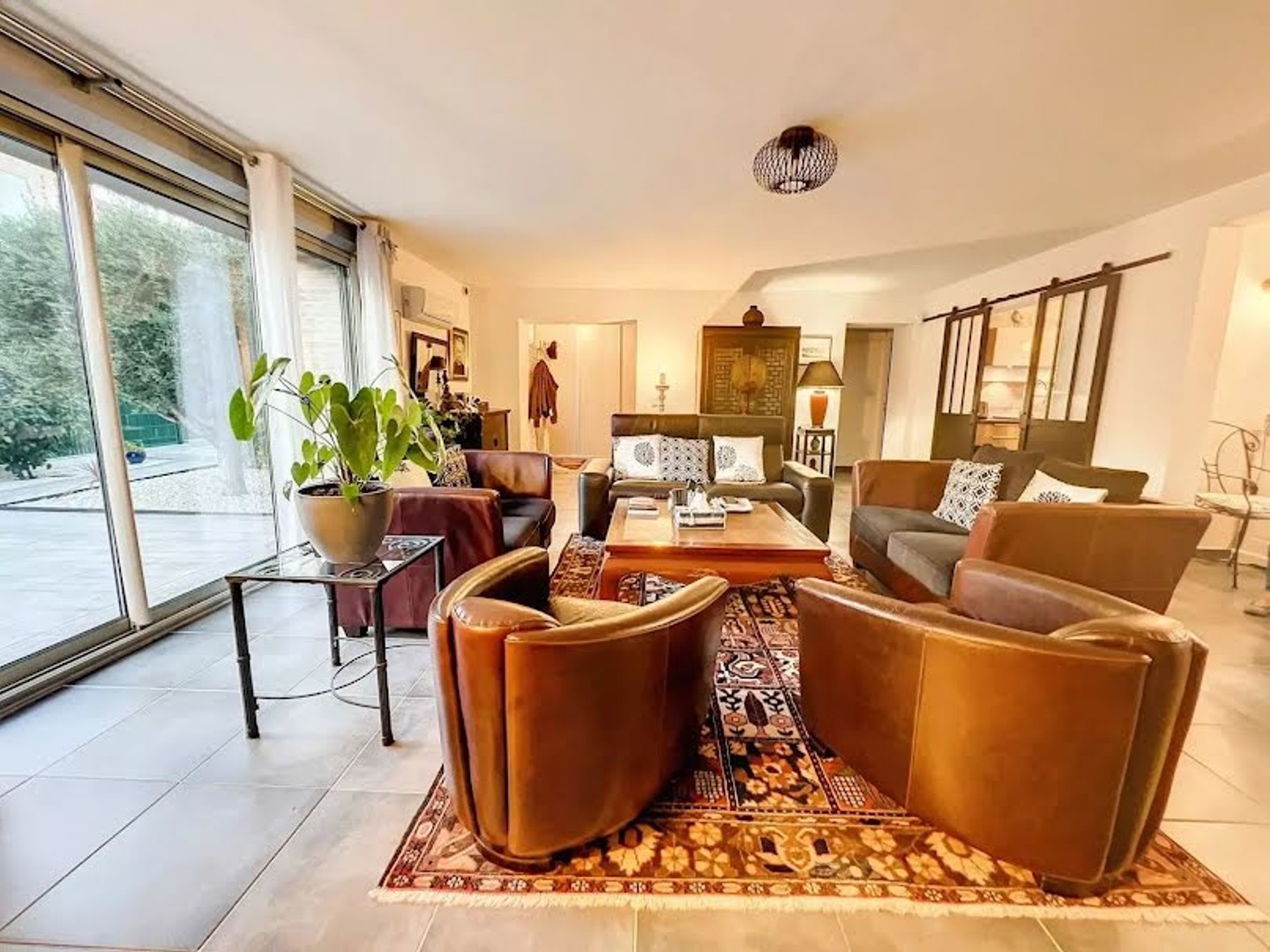 Maison 6 pièces 162 m²