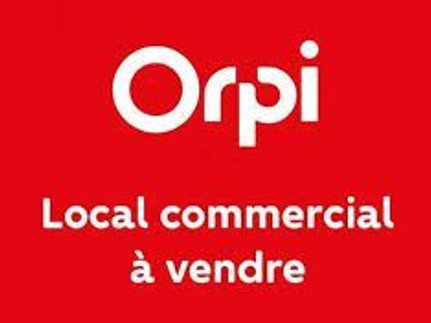 ensemble immobilier commercial