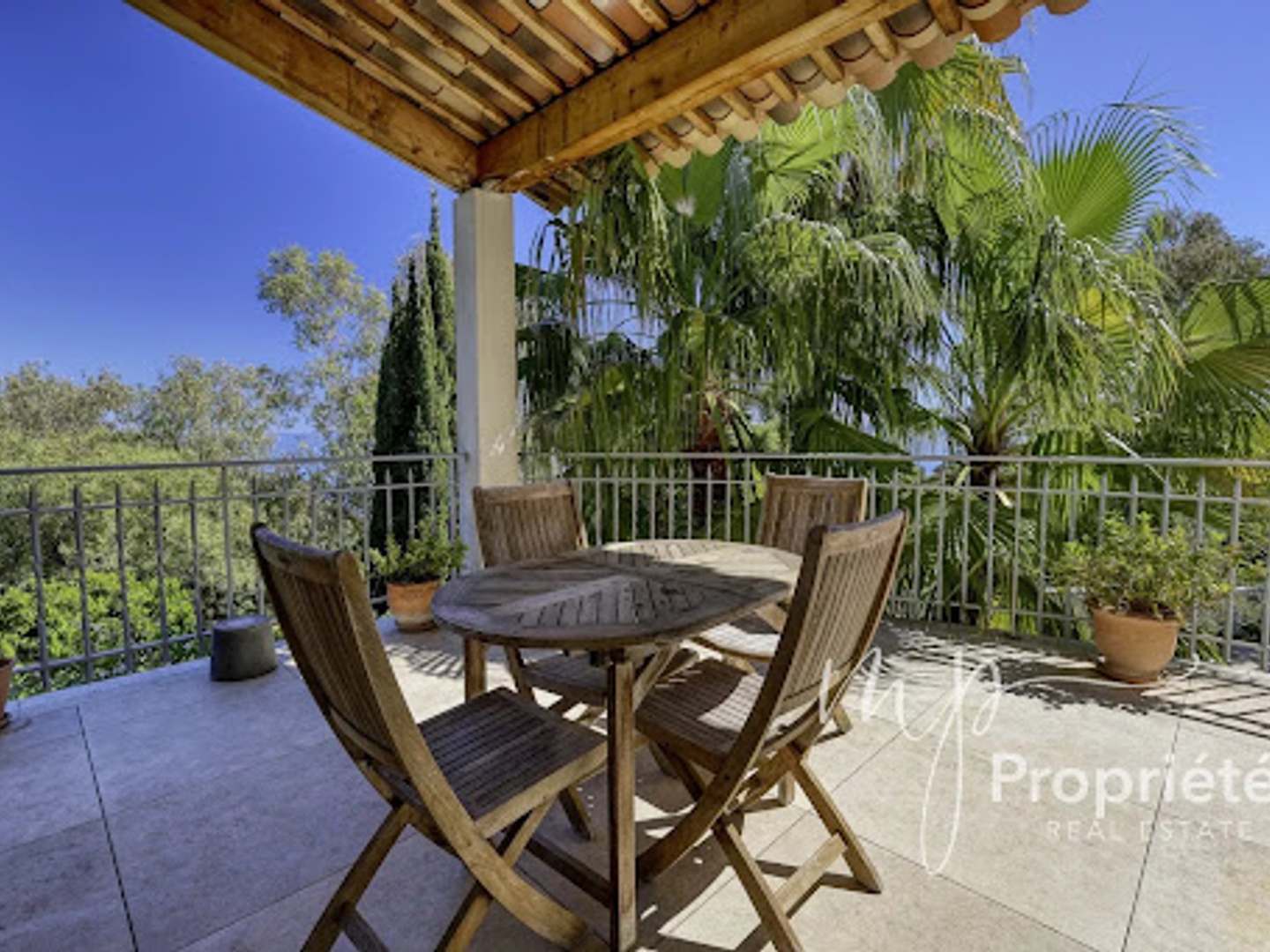 Maison 6 pièces 195 m²