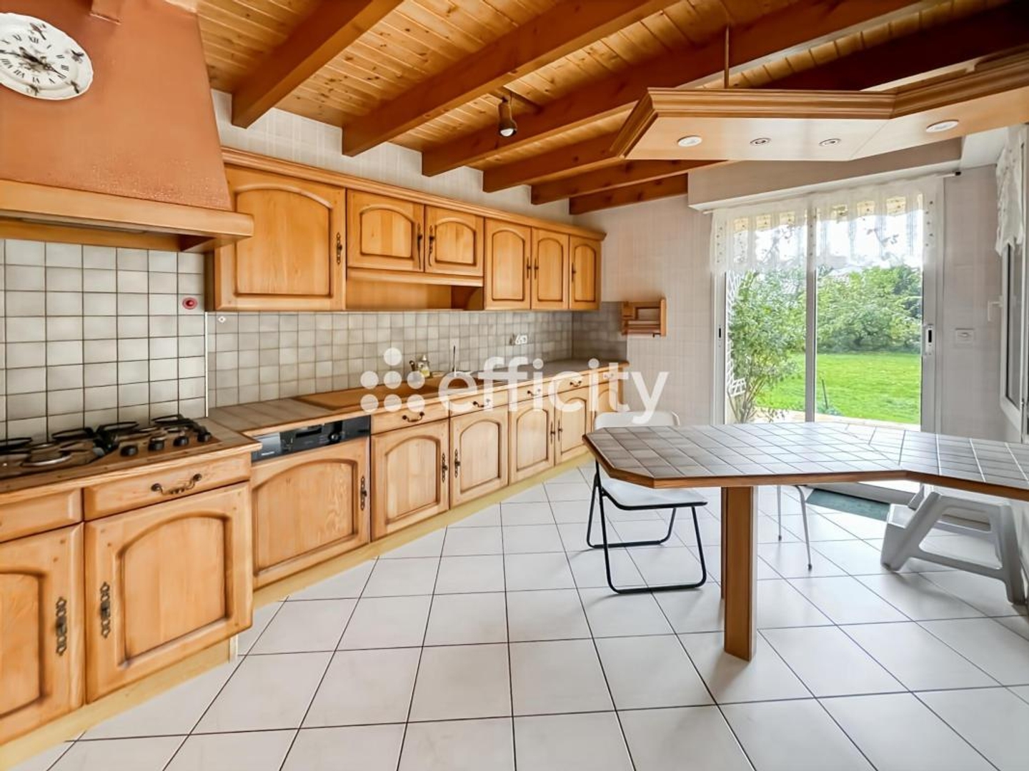 Maison à vendre - 5 pièces - 150m2 - Saintes (17100)