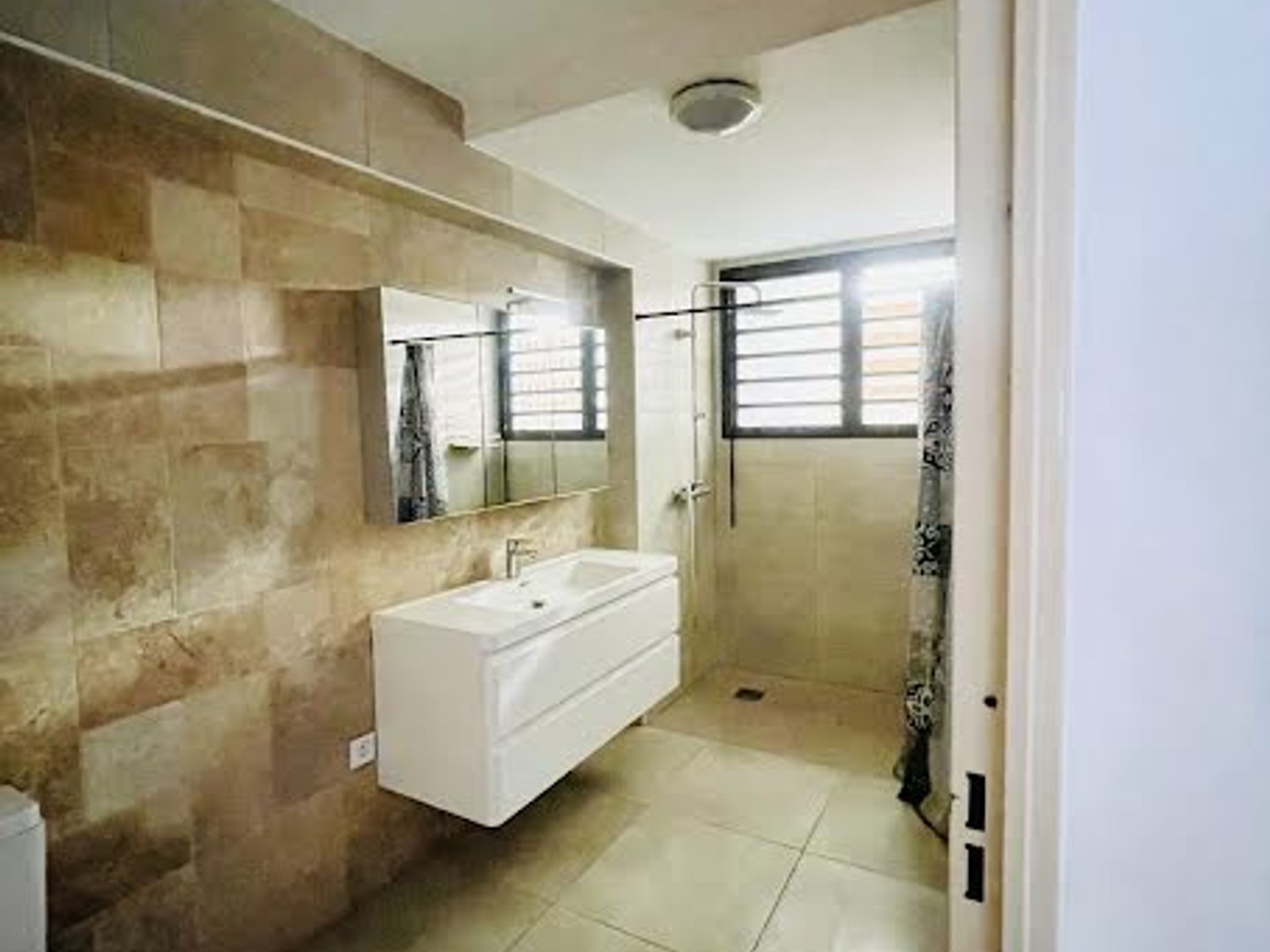 Appartement 3 pièces 81 m²
