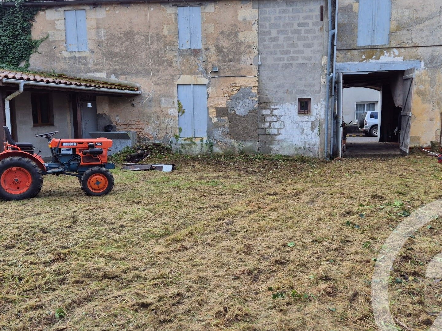 Maison 6 pièces 310 m²