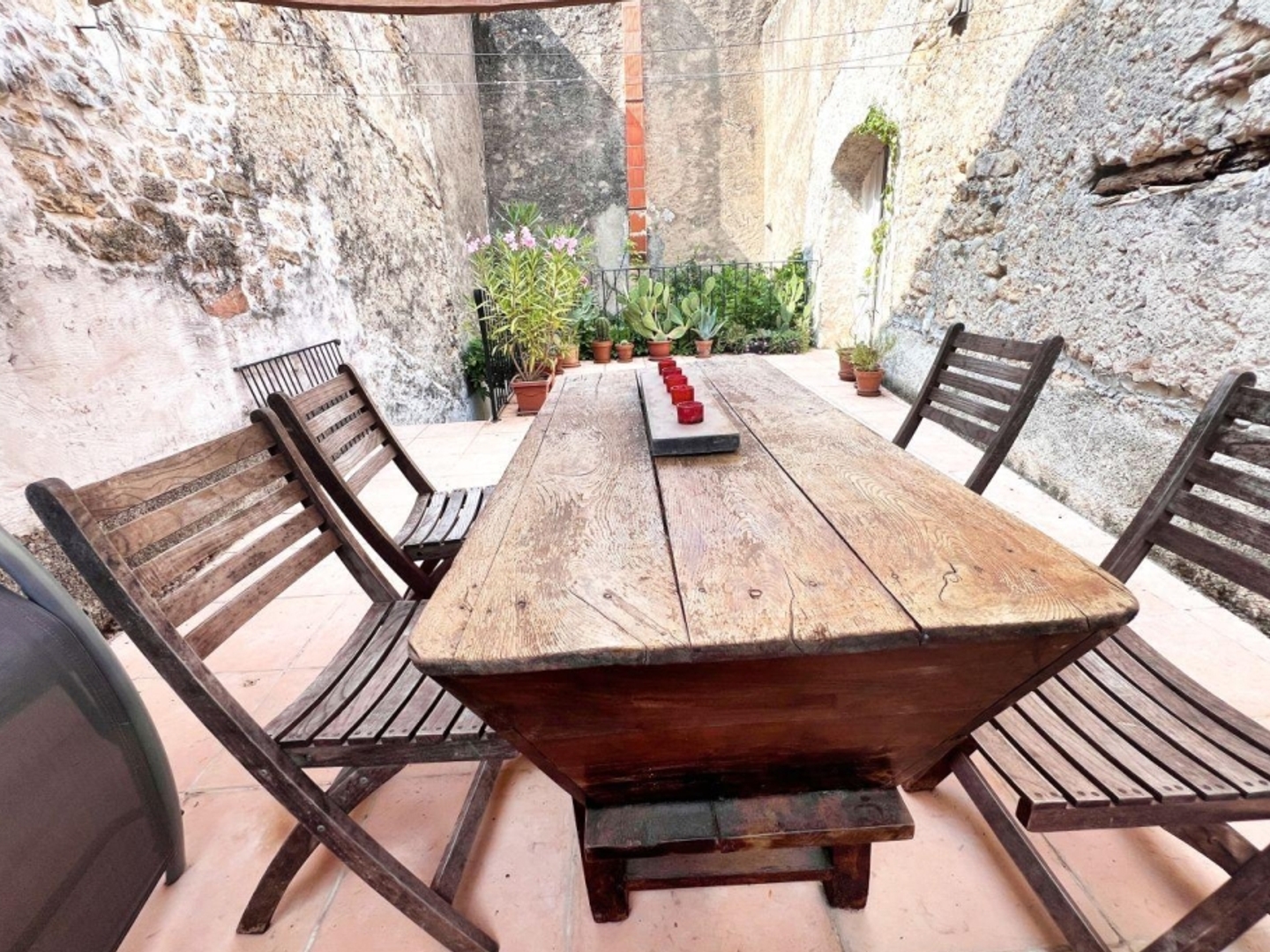 Maison à vendre - 8 pièces - 207m2 - Fabrezan (11200)