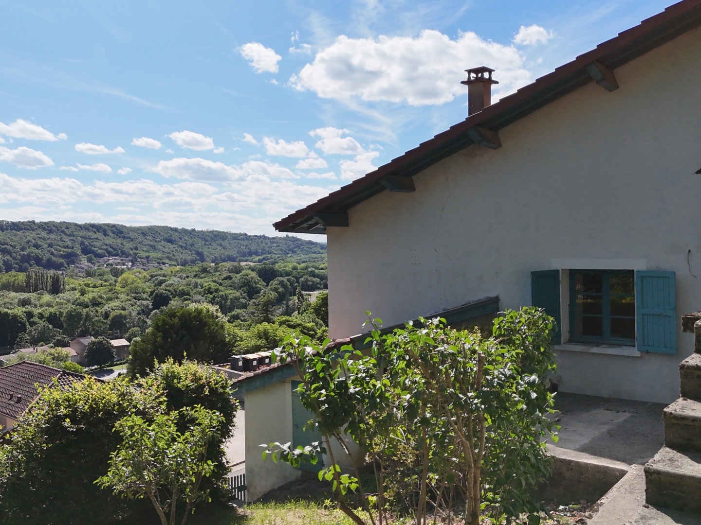 EN EXCLUSIVITÉ - MAISON DE VILLE À AMBÉRIEU-EN-BUGEY