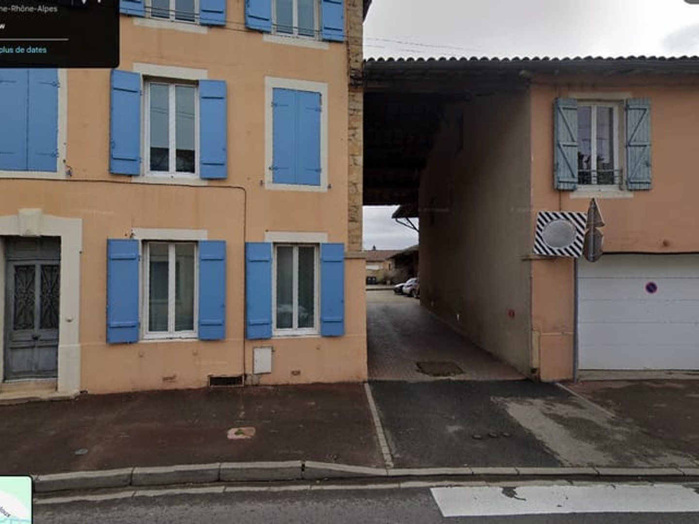 Appartement à vendre - 2 pièces - 129m2 - Pont-De-Veyle (01290)
