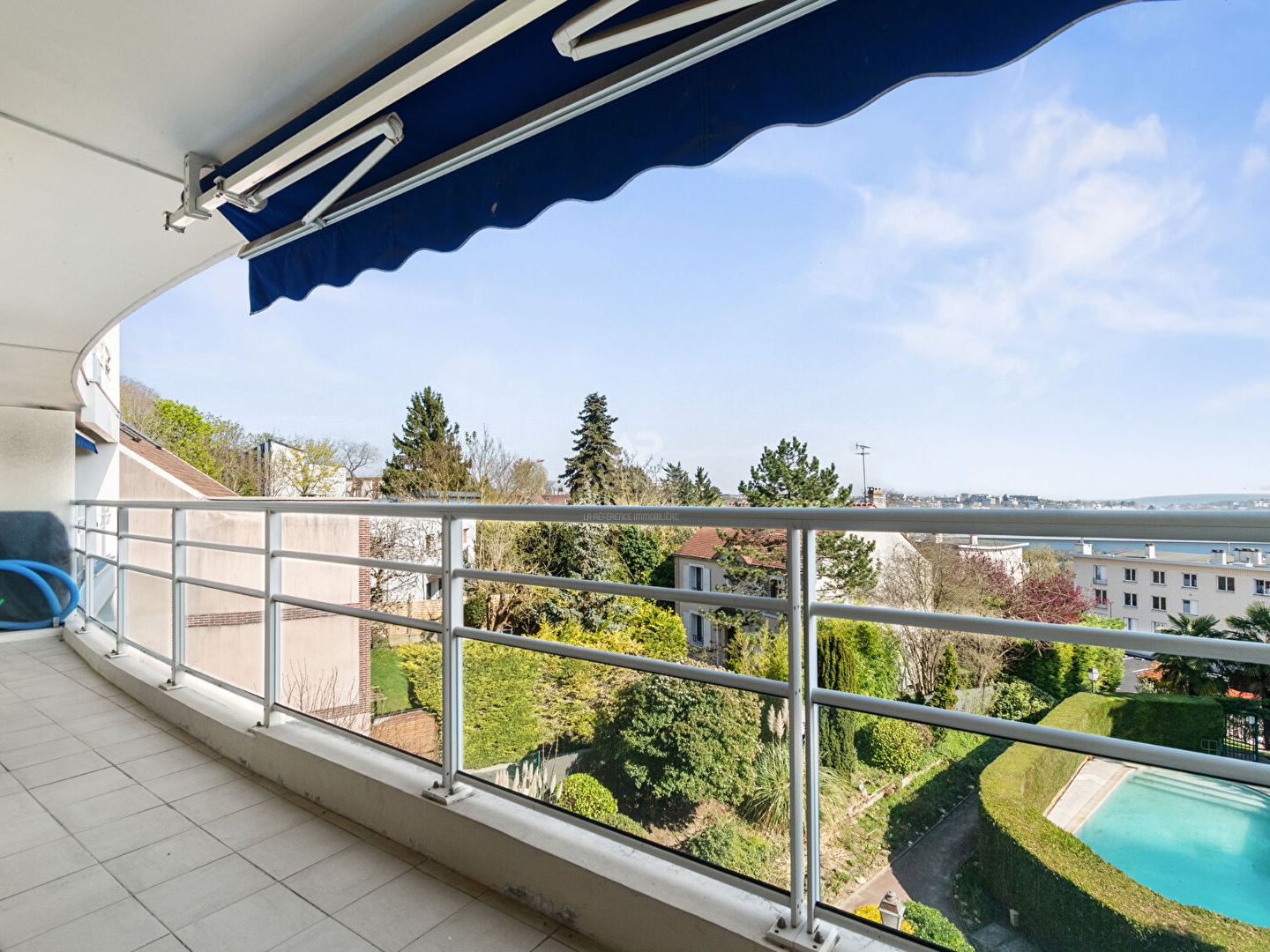 Appartement à vendre - 3 pièces - 75m2 - Saint-Germain-En-... (78100)