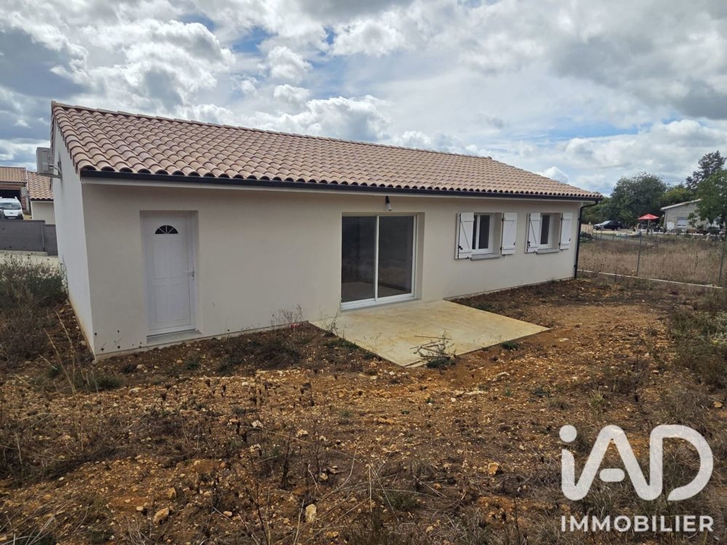 Maison à vendre - 4 pièces - 77m2 - Montguyon (17270)