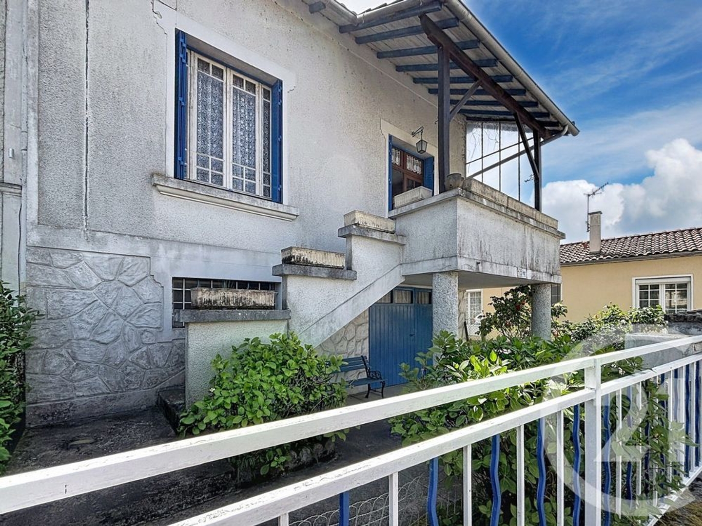 Maison 3 pièces 193 m²