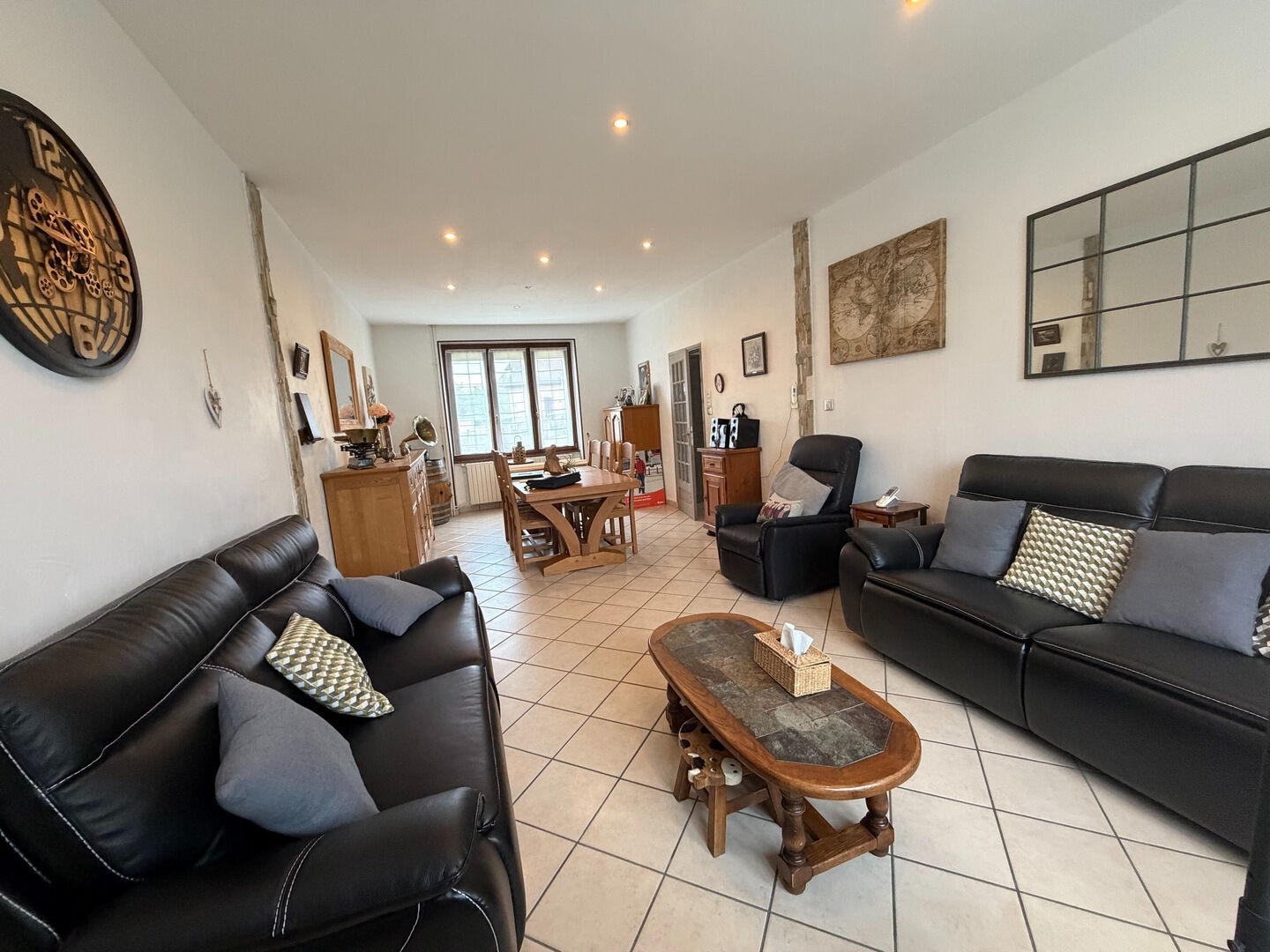 Maison à vendre - 5 pièces - 154m2 - Ciry-Le-Noble (71420)