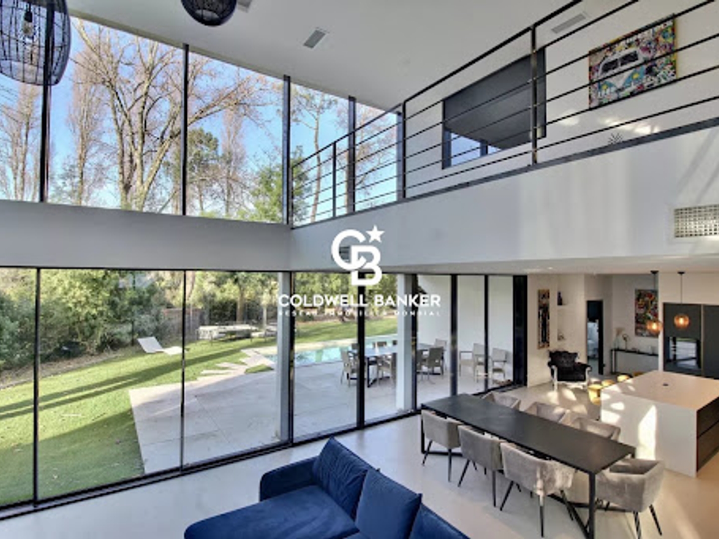 Maison 6 pièces 240 m²