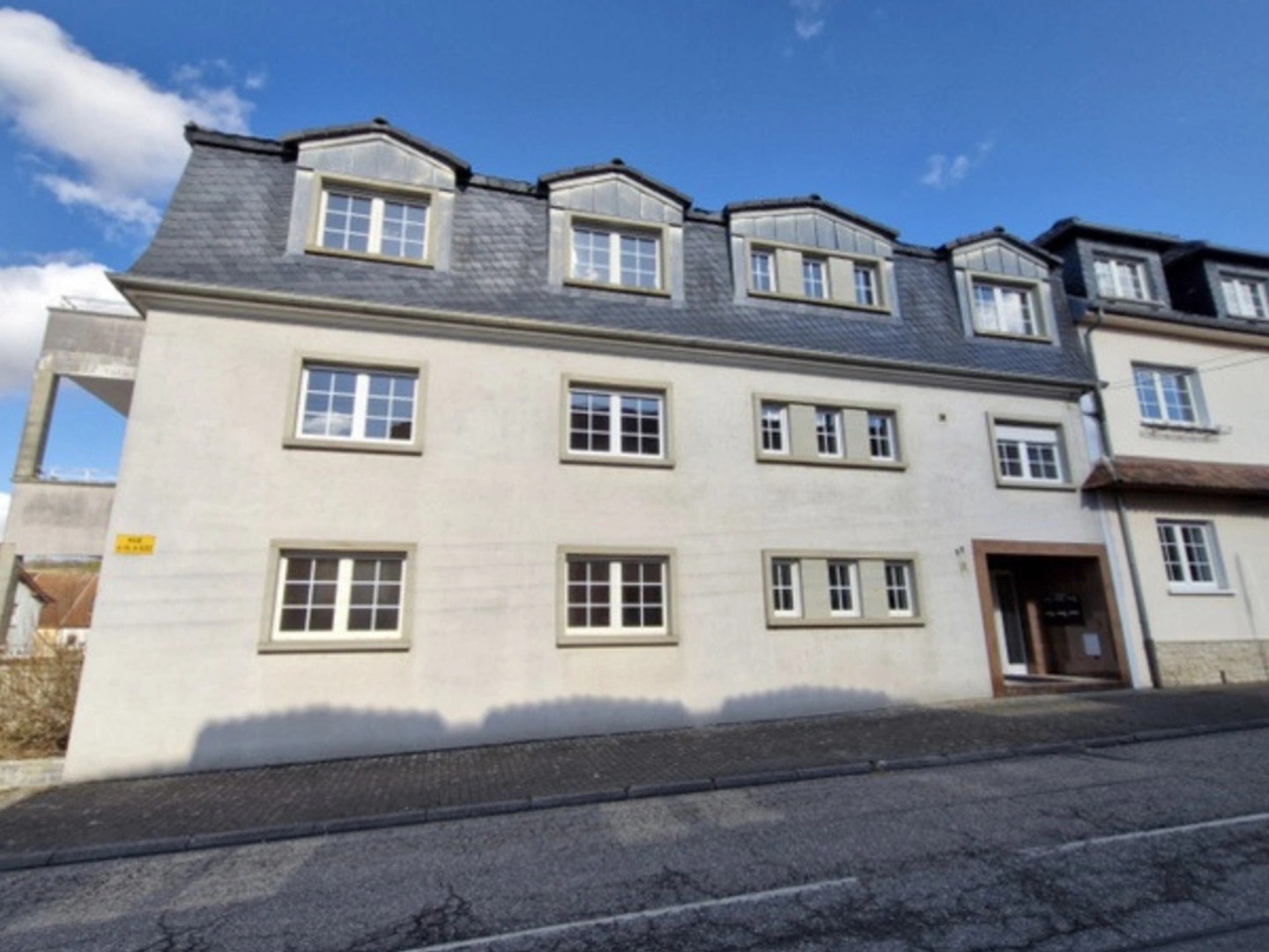 Appartement à vendre - 5 pièces - 139m2 - Blies-Ébersing (57200)