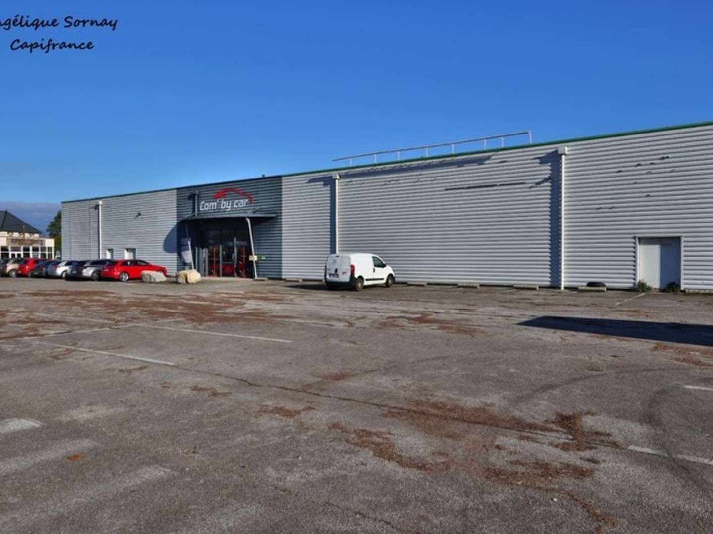 Local industriel 800 m²