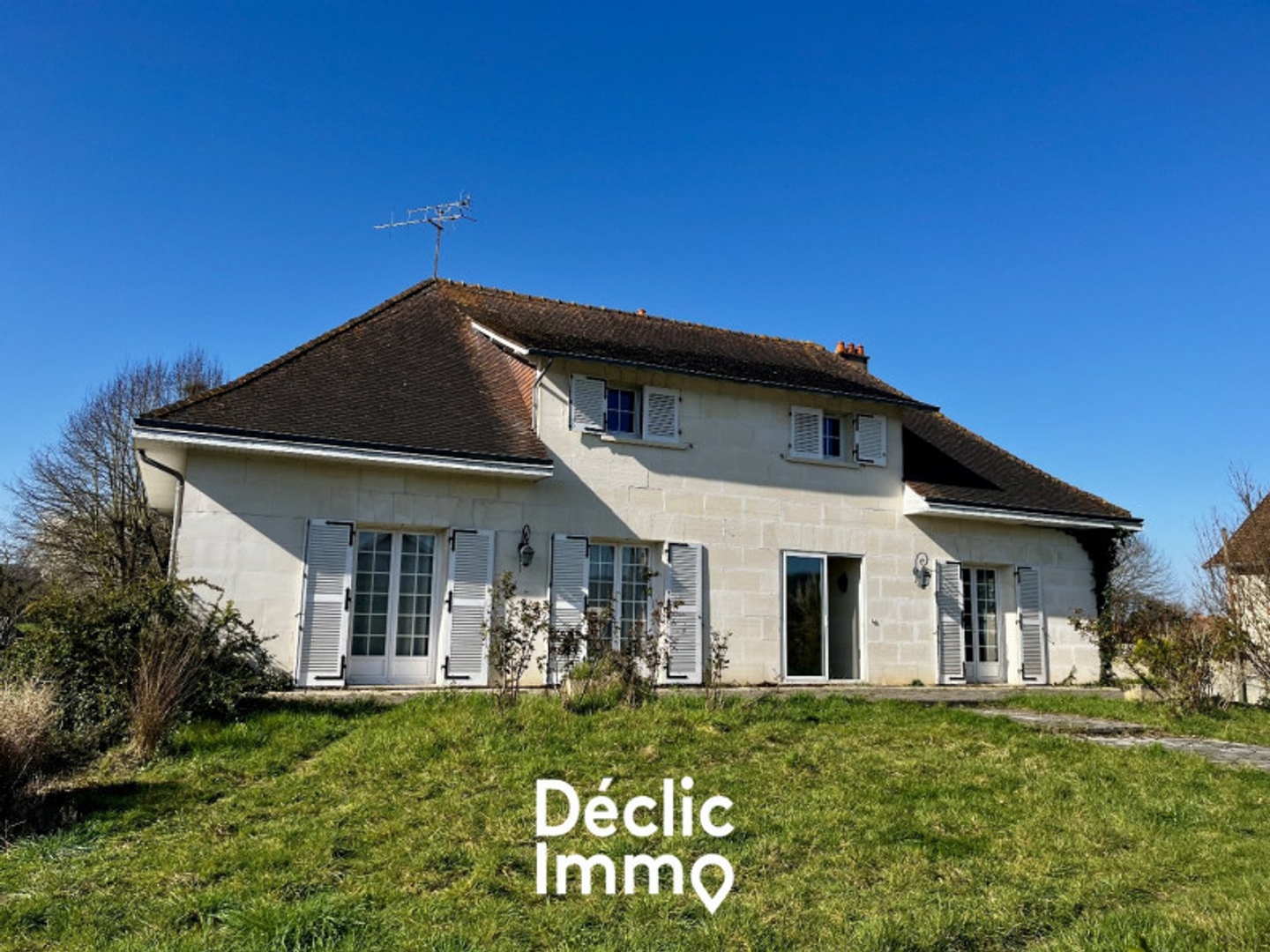 Maison individuelle 9 pièces 261 m²
