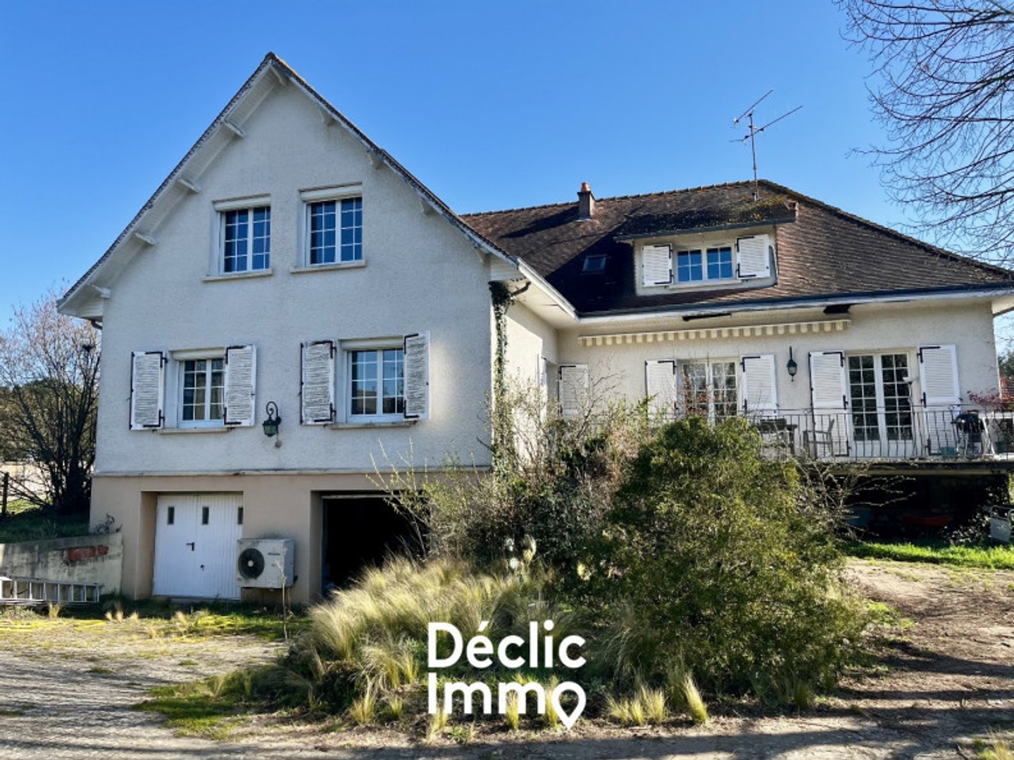 Maison à vendre - 9 pièces - 261m2 - Bonneuil-Matours (86210)